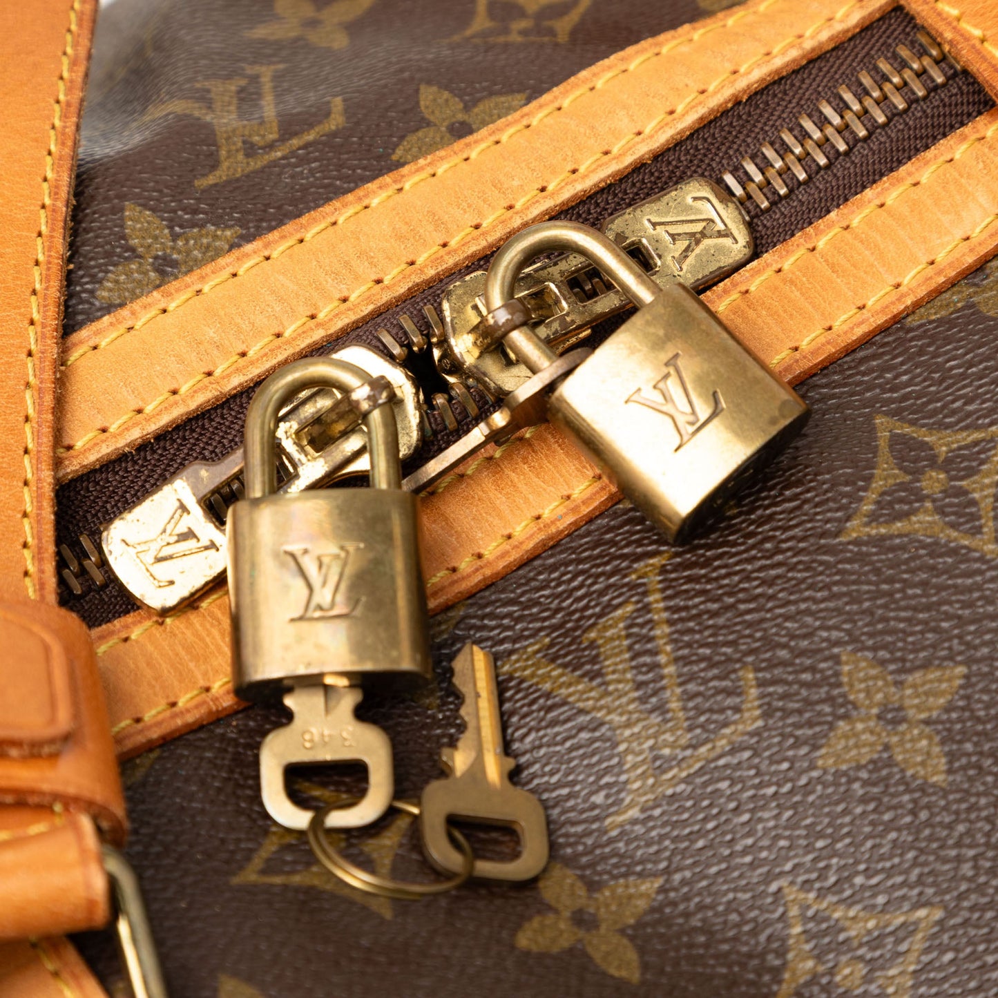 Louis Vuitton Monogram Sac Souple 55