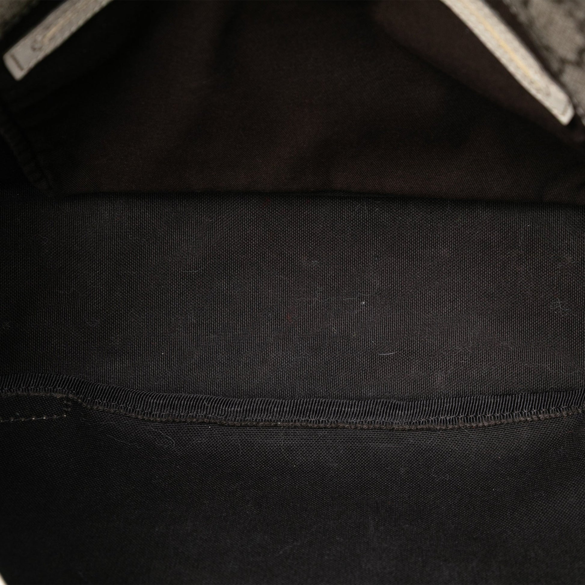 Gucci GG Supreme Crossbody