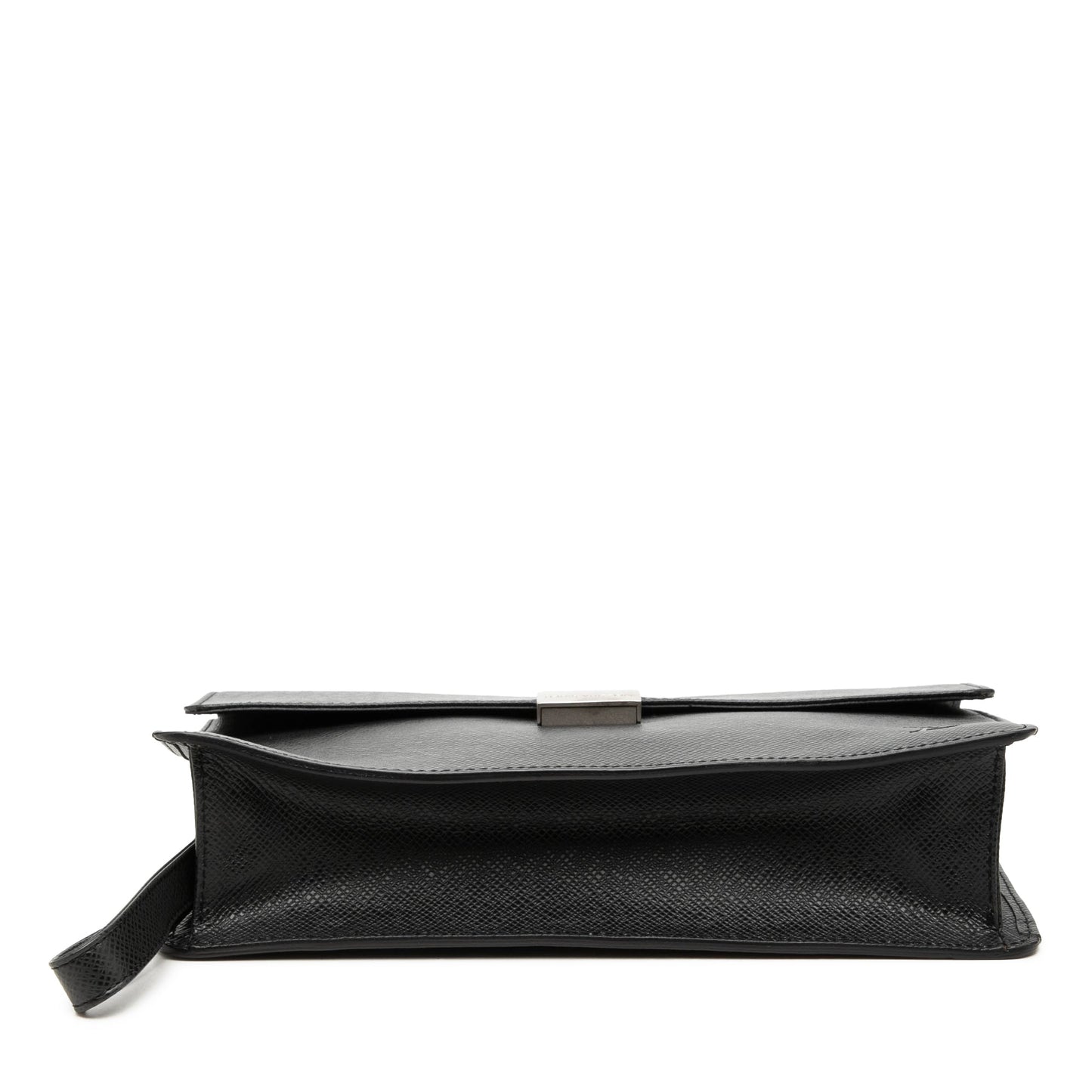 Louis Vuitton Taiga Selenga