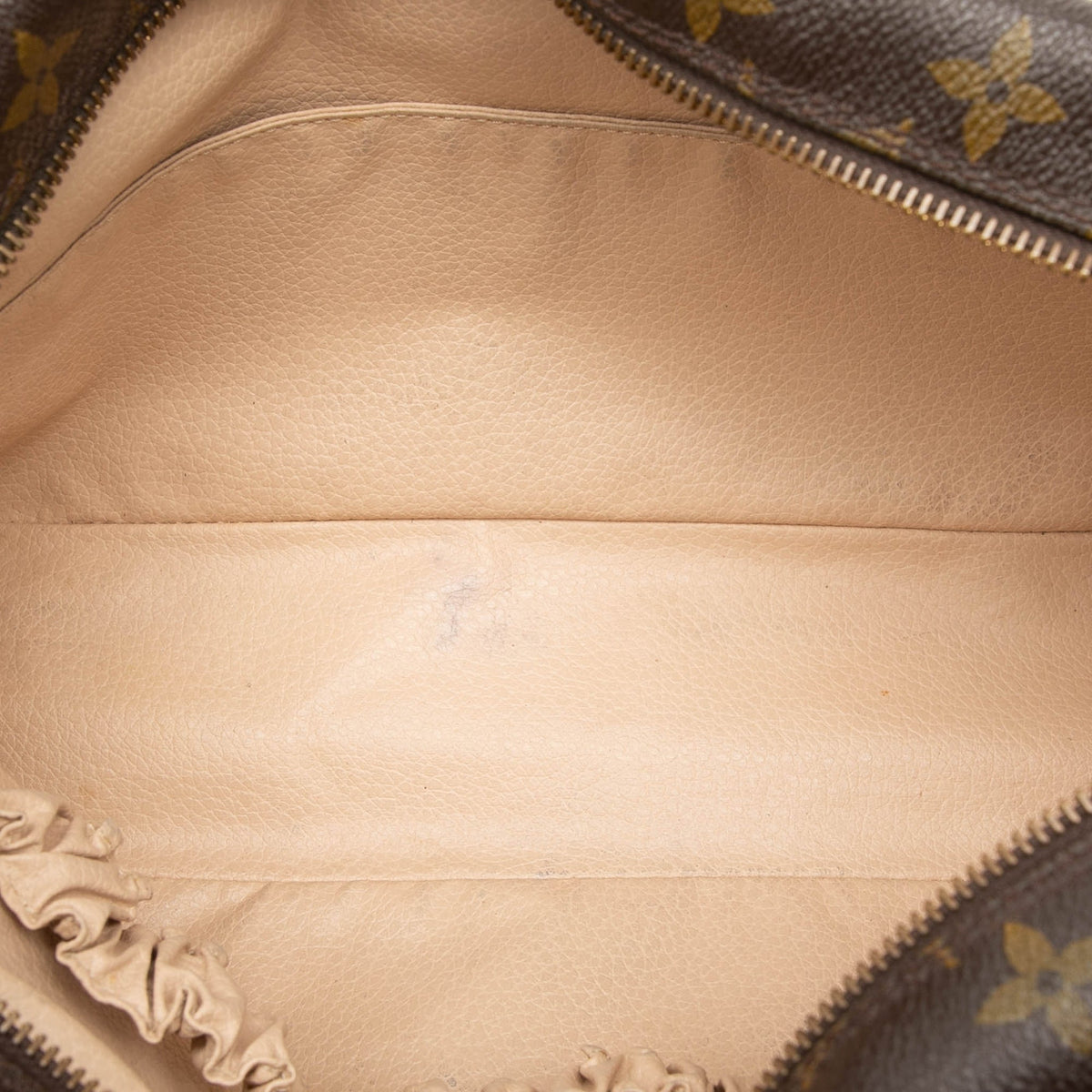 Louis Vuitton Monogram Trousse Toilette 28