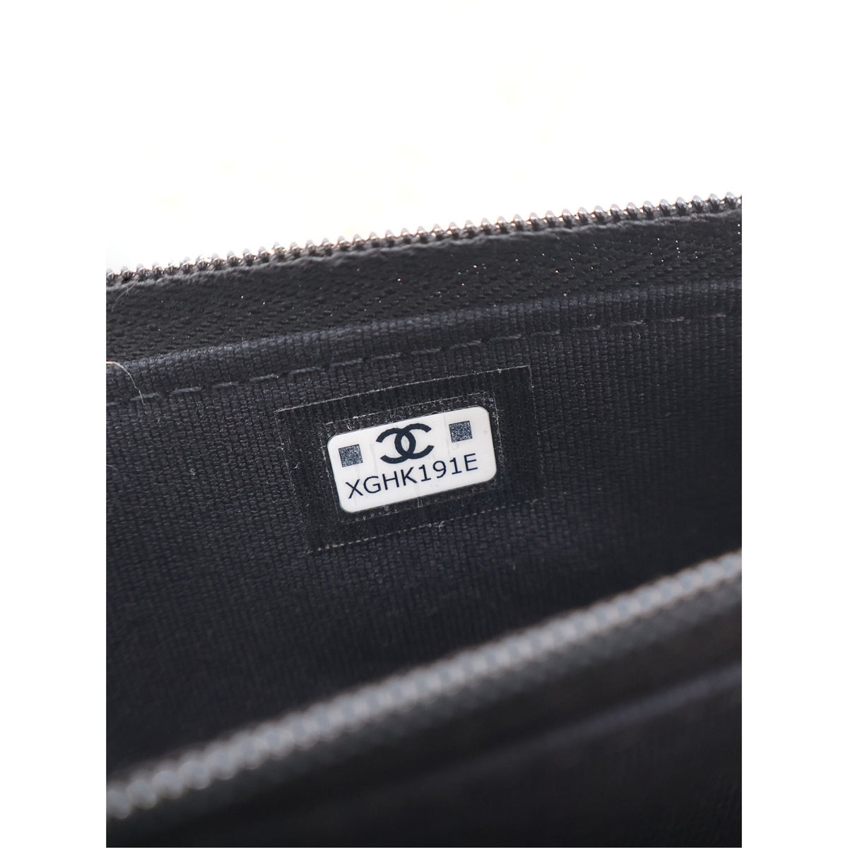 Chanel CC Quilted Lambskin Enamel and Pearl Wallet On Chain — Black