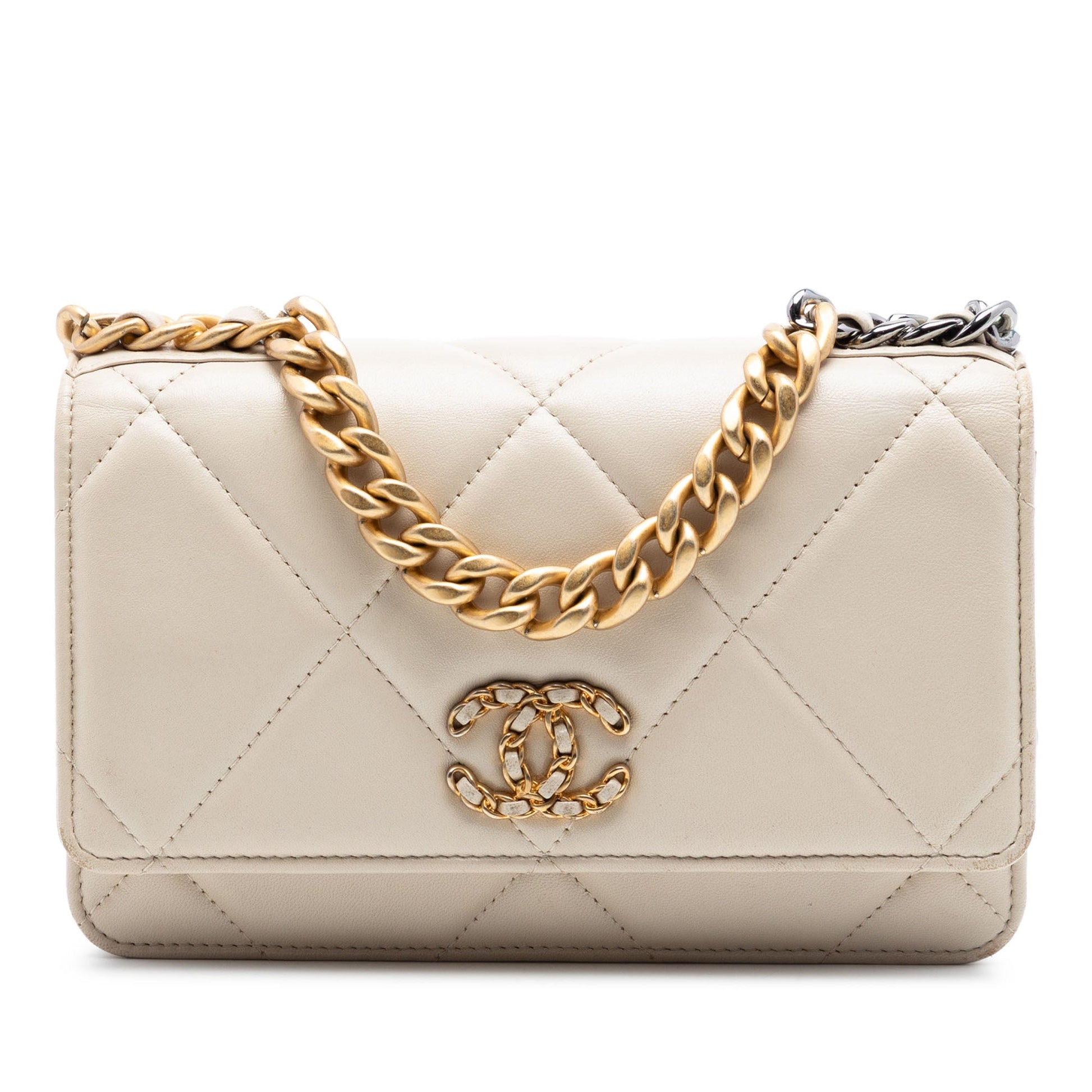 Chanel Quilted Lambskin 19 Wallet on Chain
