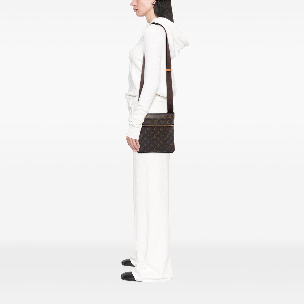 Louis Vuitton Monogram Pochette Valmy