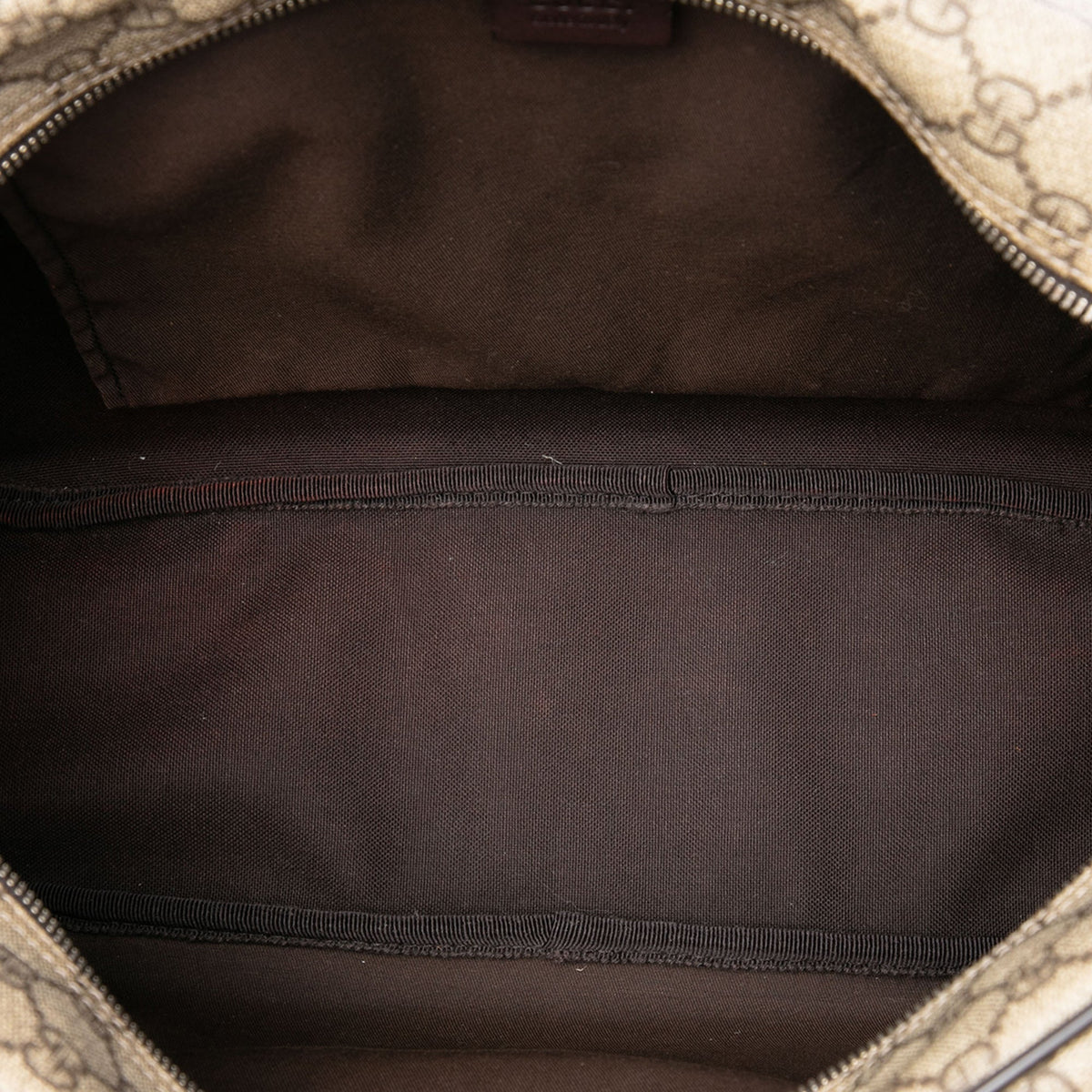 Gucci GG Supreme Crossbody — Beige