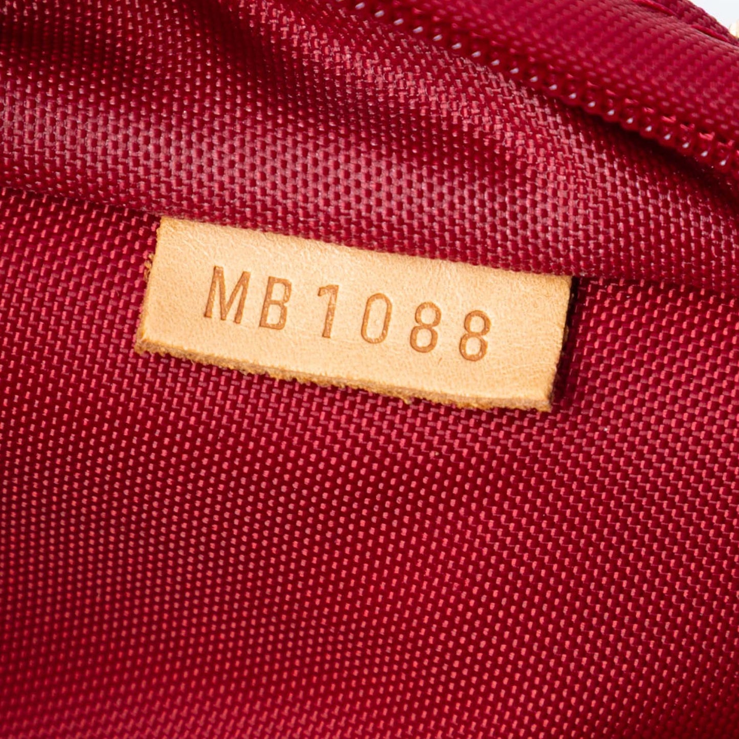 Louis Vuitton Monogram Vernis Pegase 45