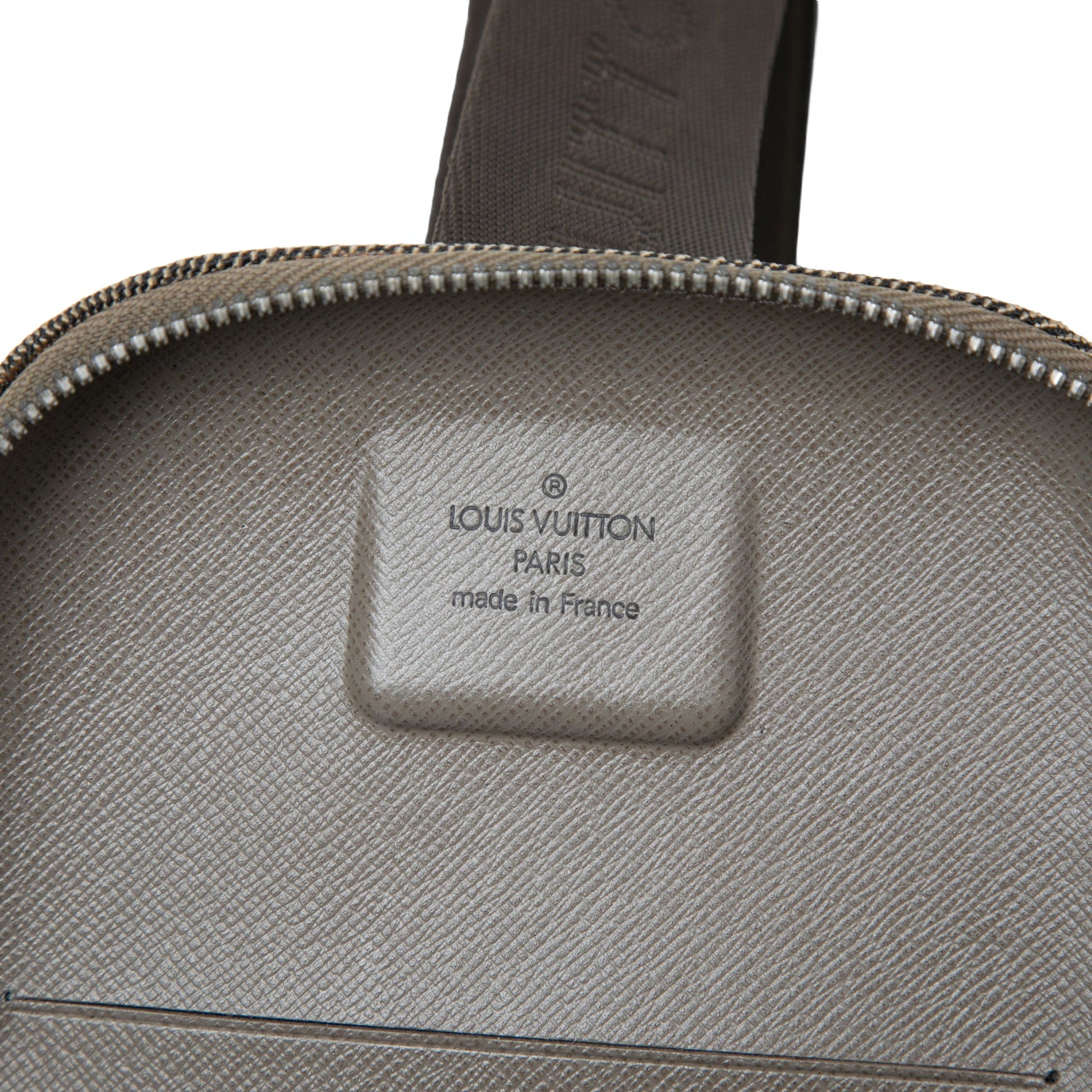Louis Vuitton Damier Geant Mage