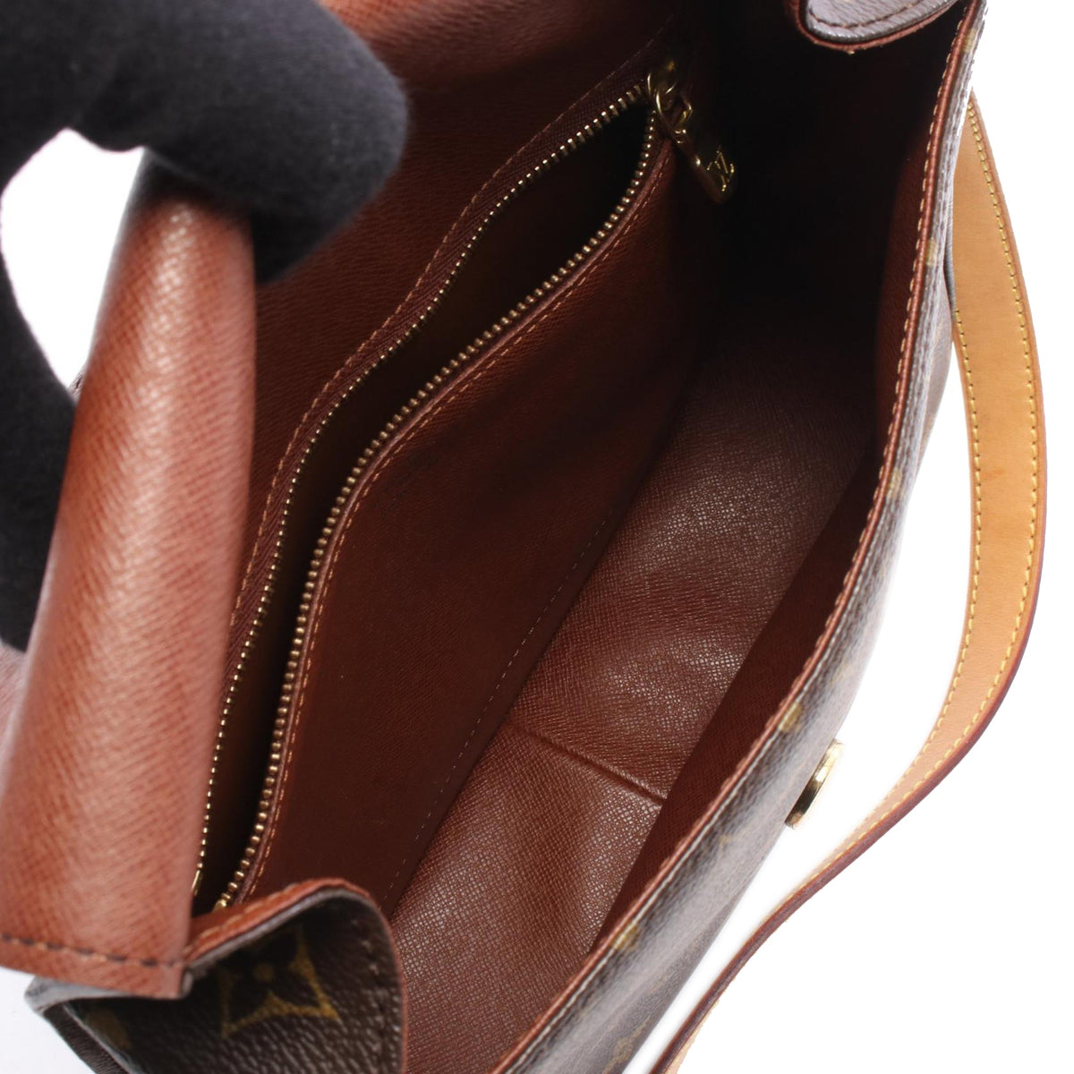 Louis Vuitton Monogram Saint Cloud GM — Brown