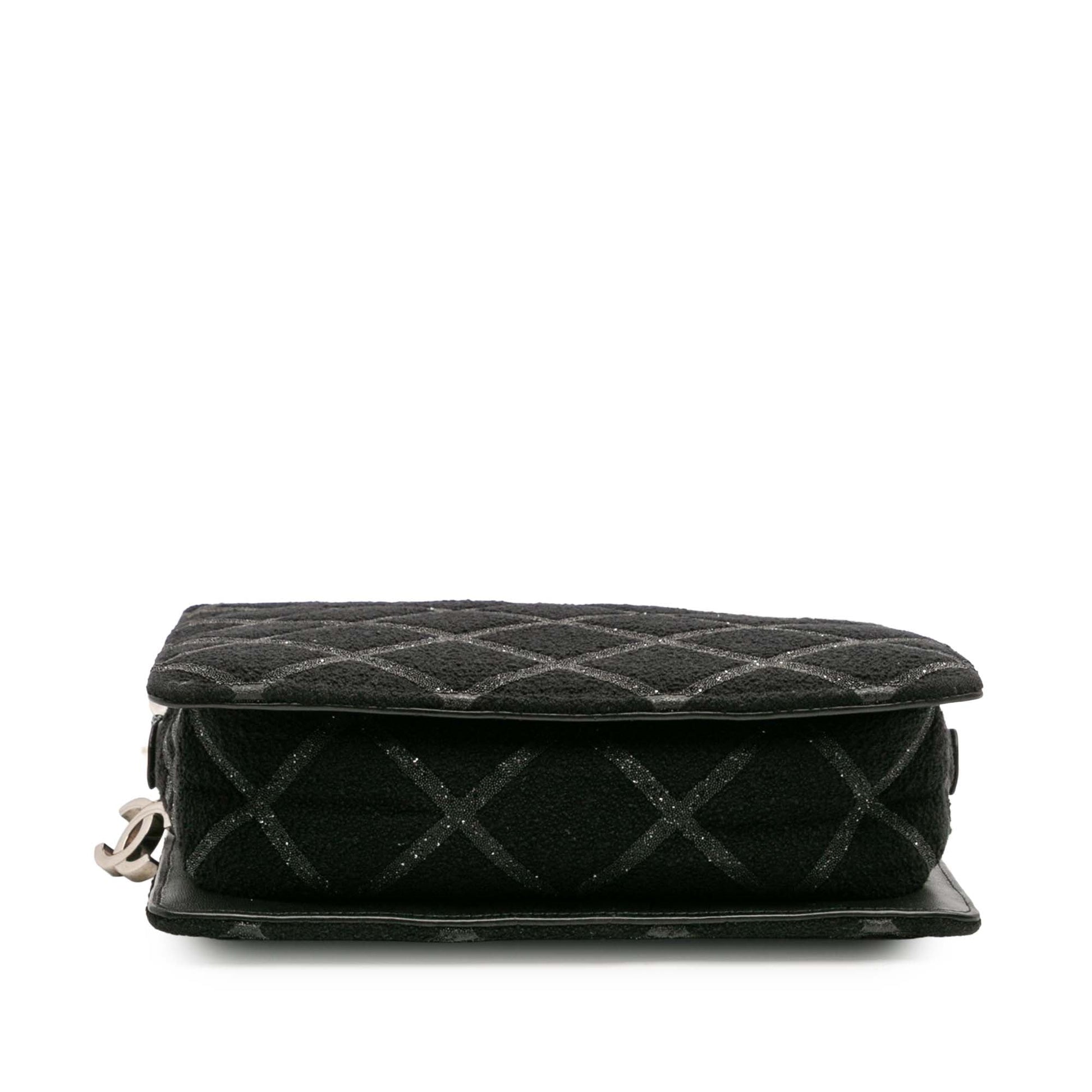Chanel Tweed and Resin Zipped Chain Shopping Bag