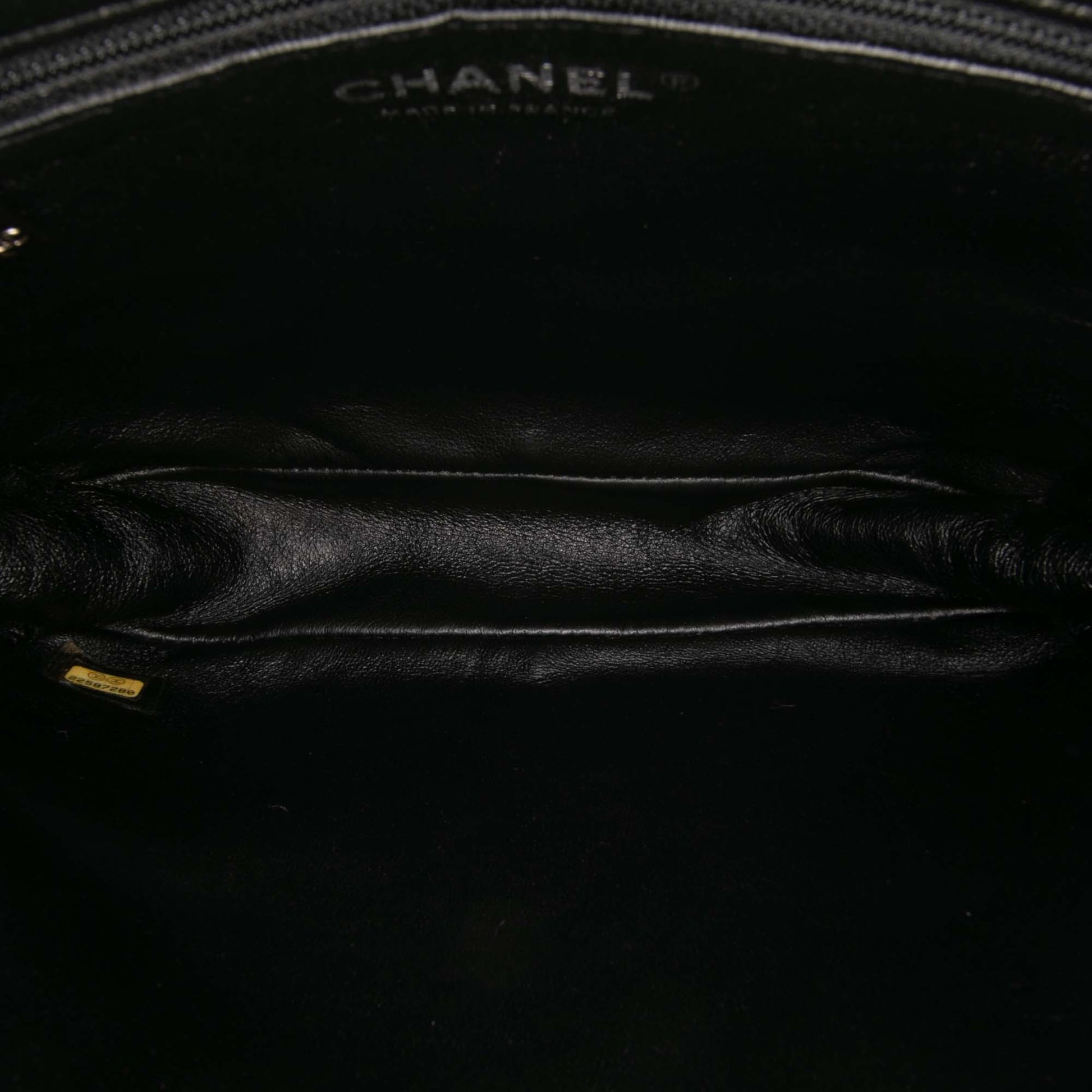 Chanel Tweed and Resin Zipped Chain Shopping Bag