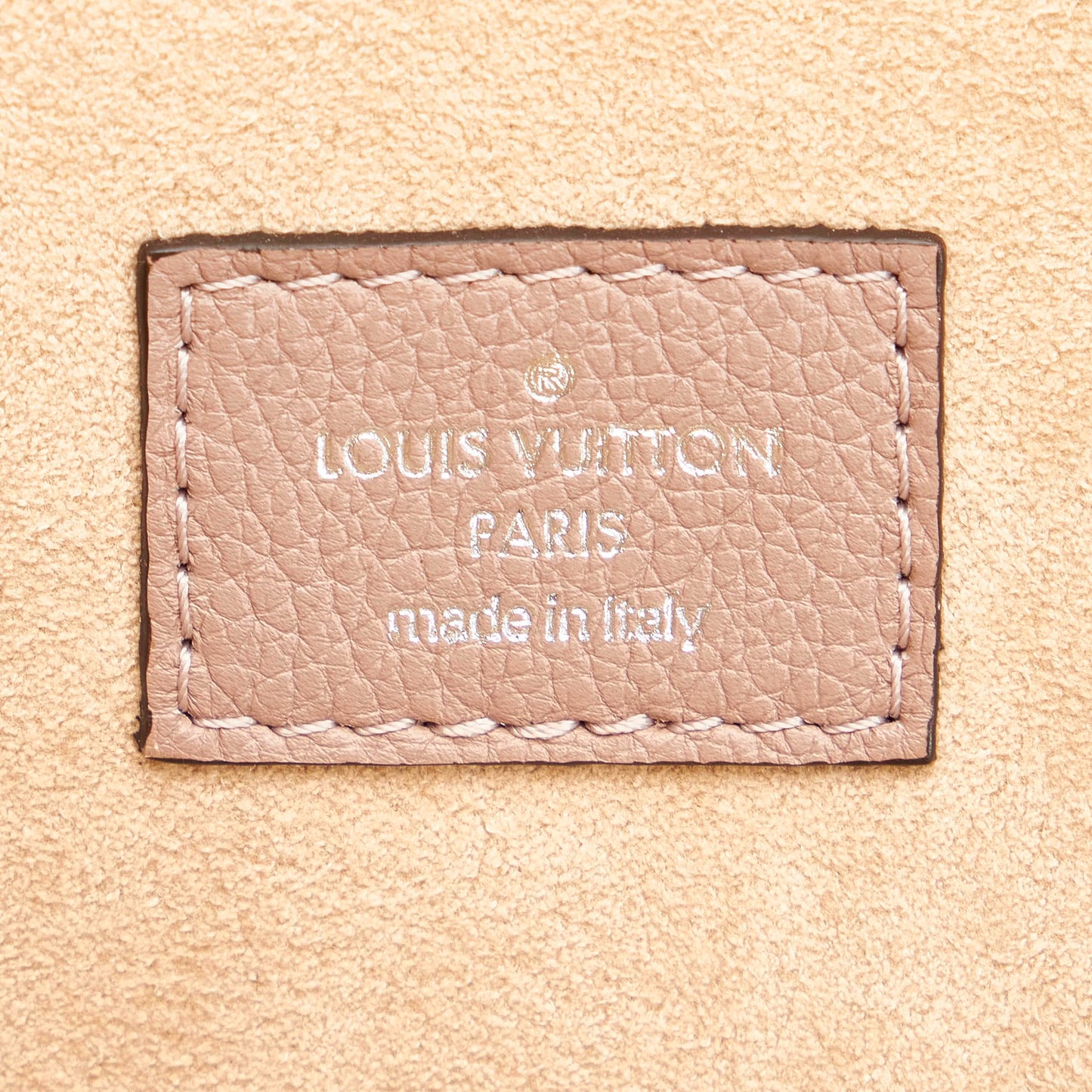 Louis Vuitton Taurillon Pochette Jour PM