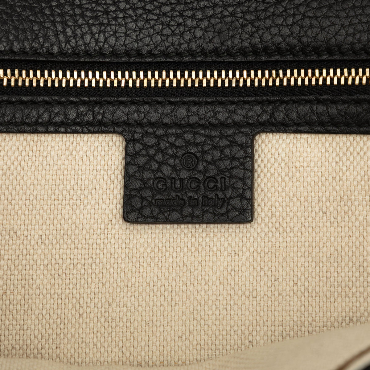 Gucci Calfskin Soho Disco Clutch