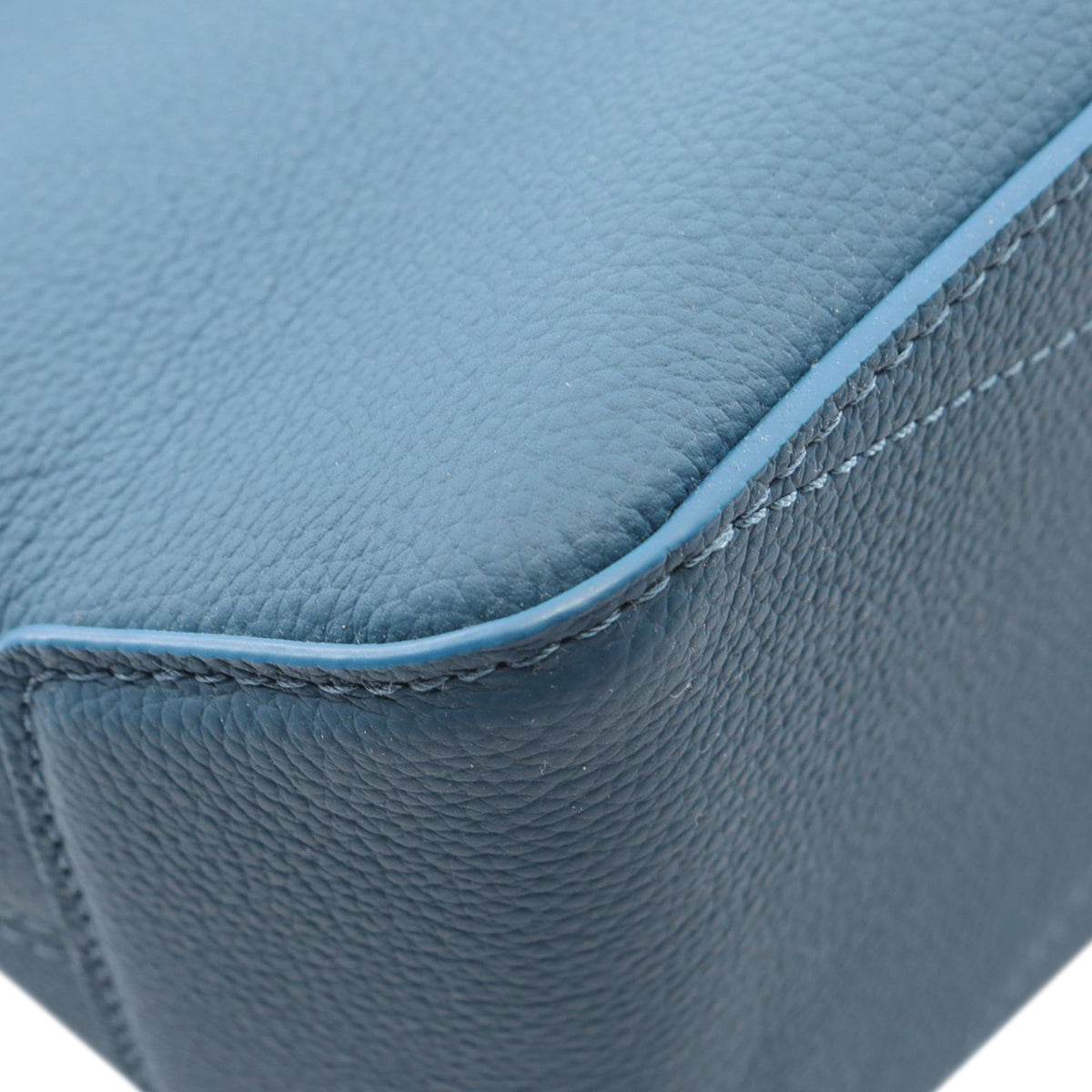 Louis Vuitton Aerogram Fastline Tote
