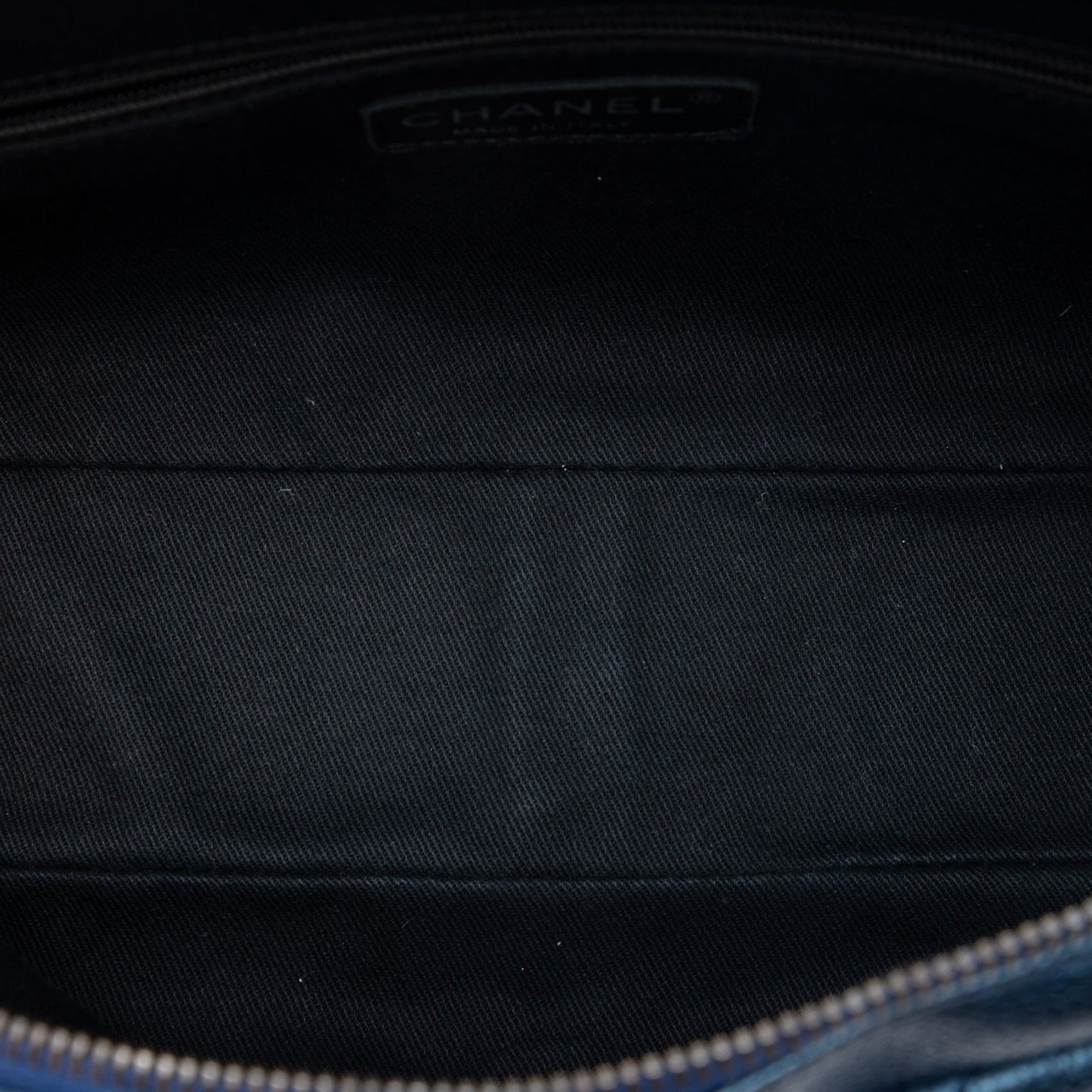 Chanel Jumbo Quilted Iridescent Caviar Easy Flap
