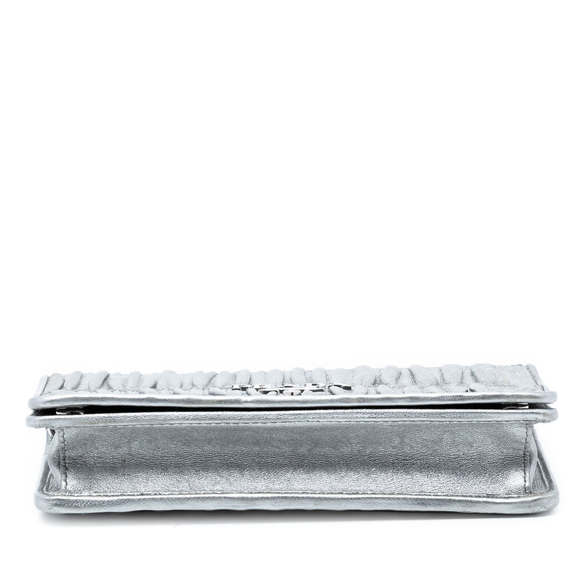 Metallic Nappa Gaufre Wallet On Chain
