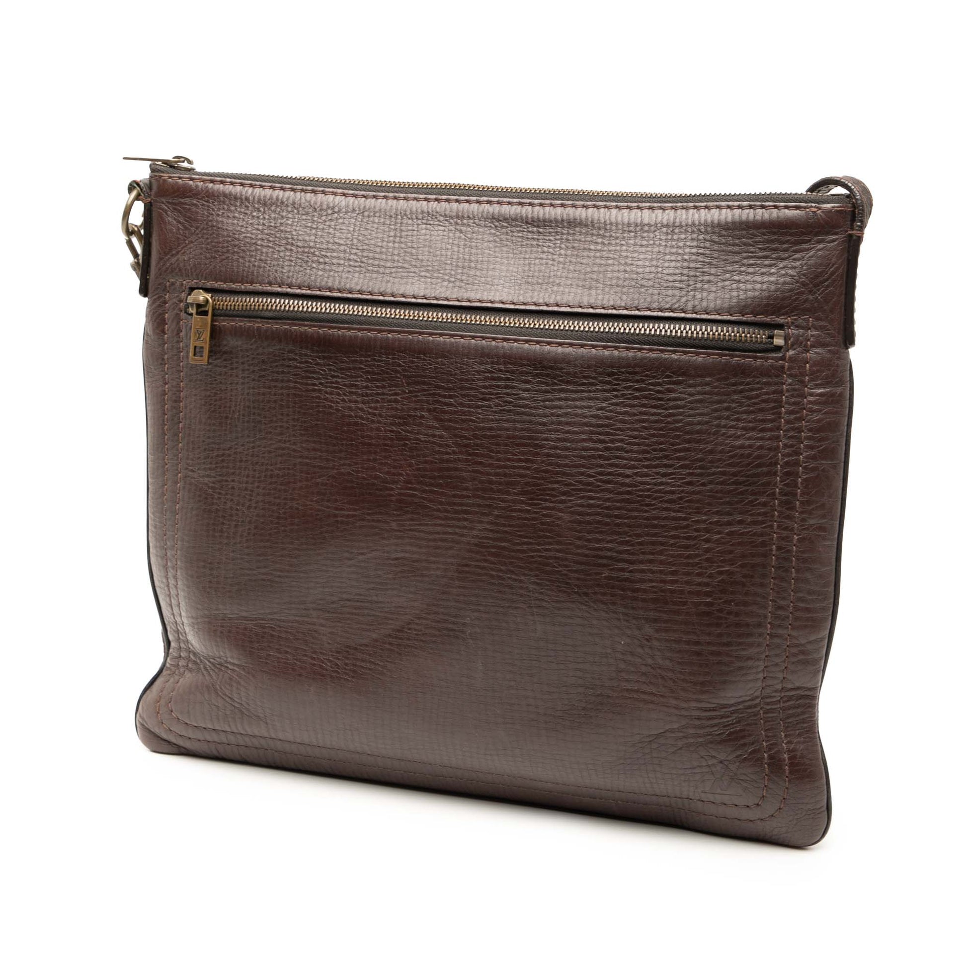 Louis Vuitton Utah Sac Plat Messenger