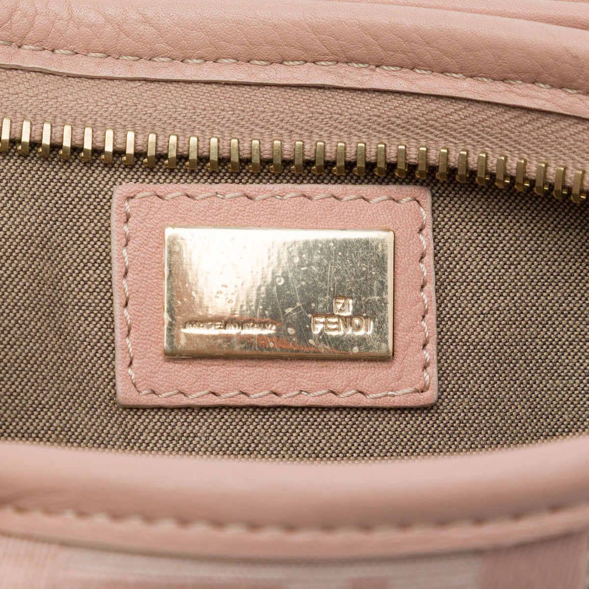 Fendi Canvas Zucca Borsa Tape Crossbody — Beige