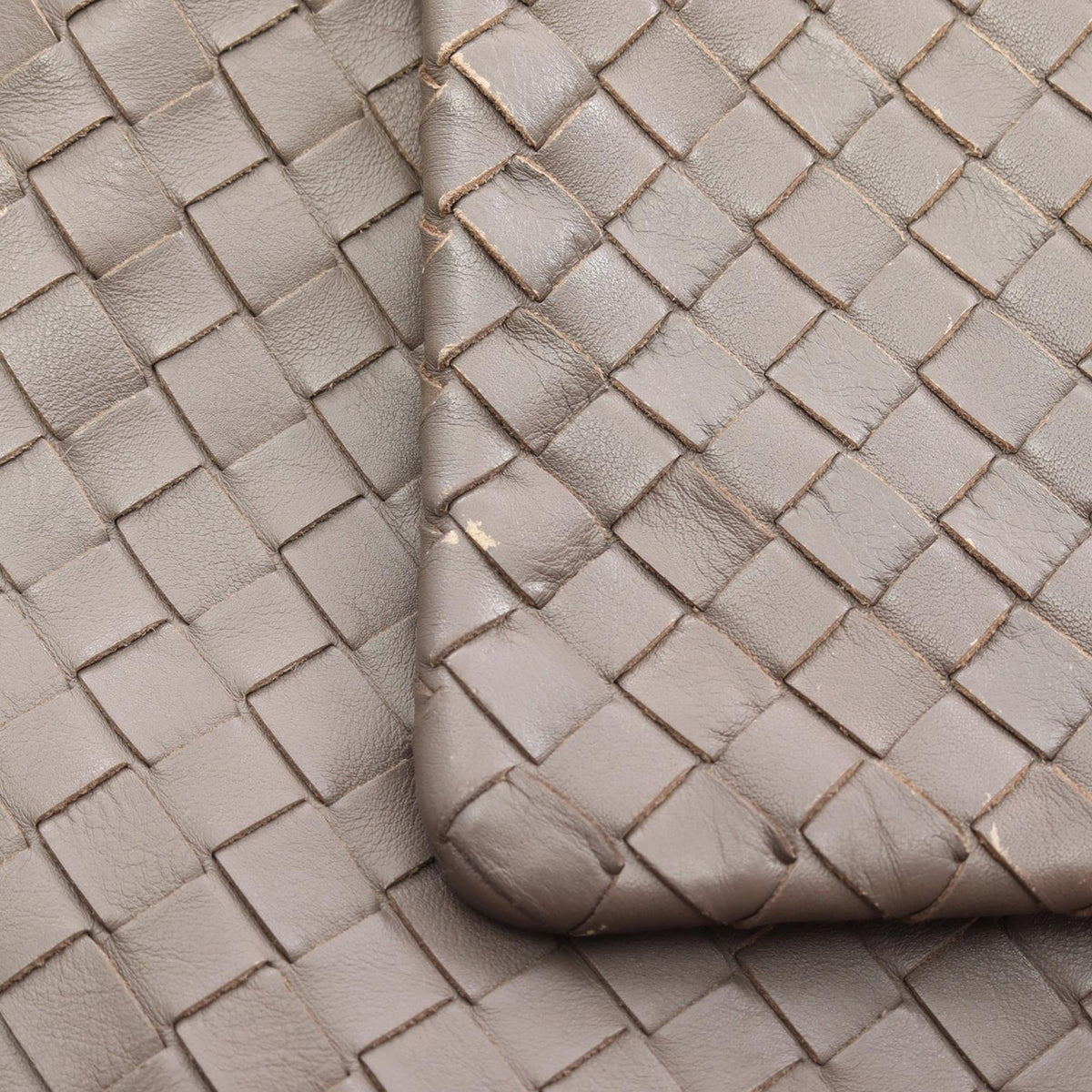 Bottega Veneta Nappa Intrecciato Crossbody — Beige