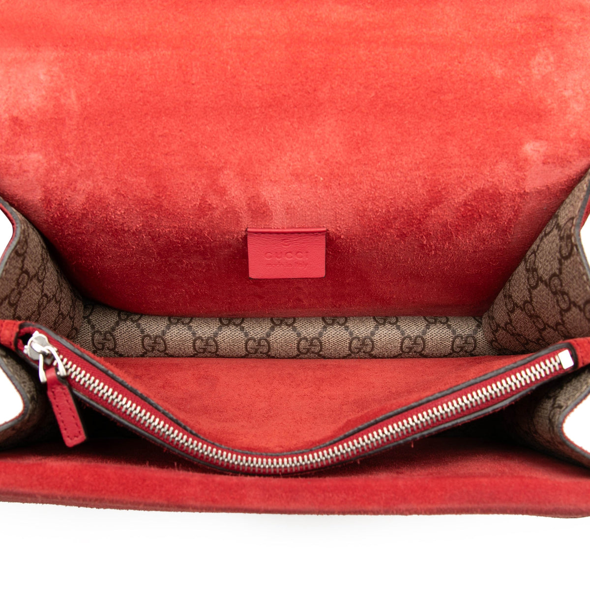 Gucci Medium GG Supreme Dionysus Shoulder Bag — Beige