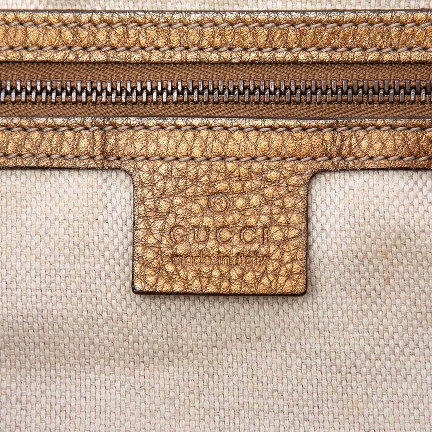 Gucci Medium Ombre Pebbled Calfskin Soho Cellarius Tote