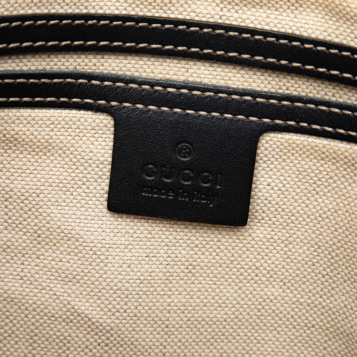 Gucci GG Supreme Crossbody — Beige