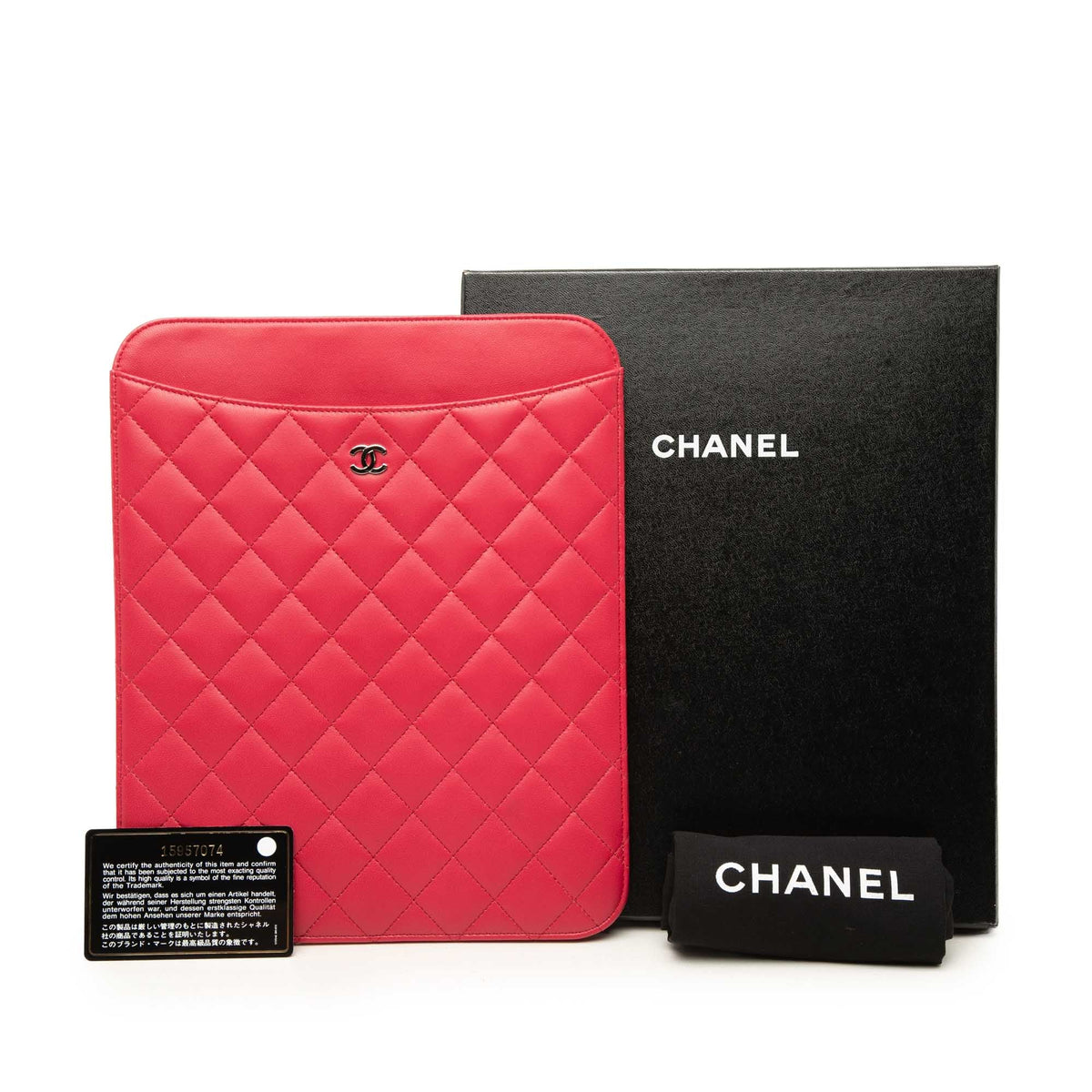 Chanel CC Quilted Lambskin Ipad Case — Red