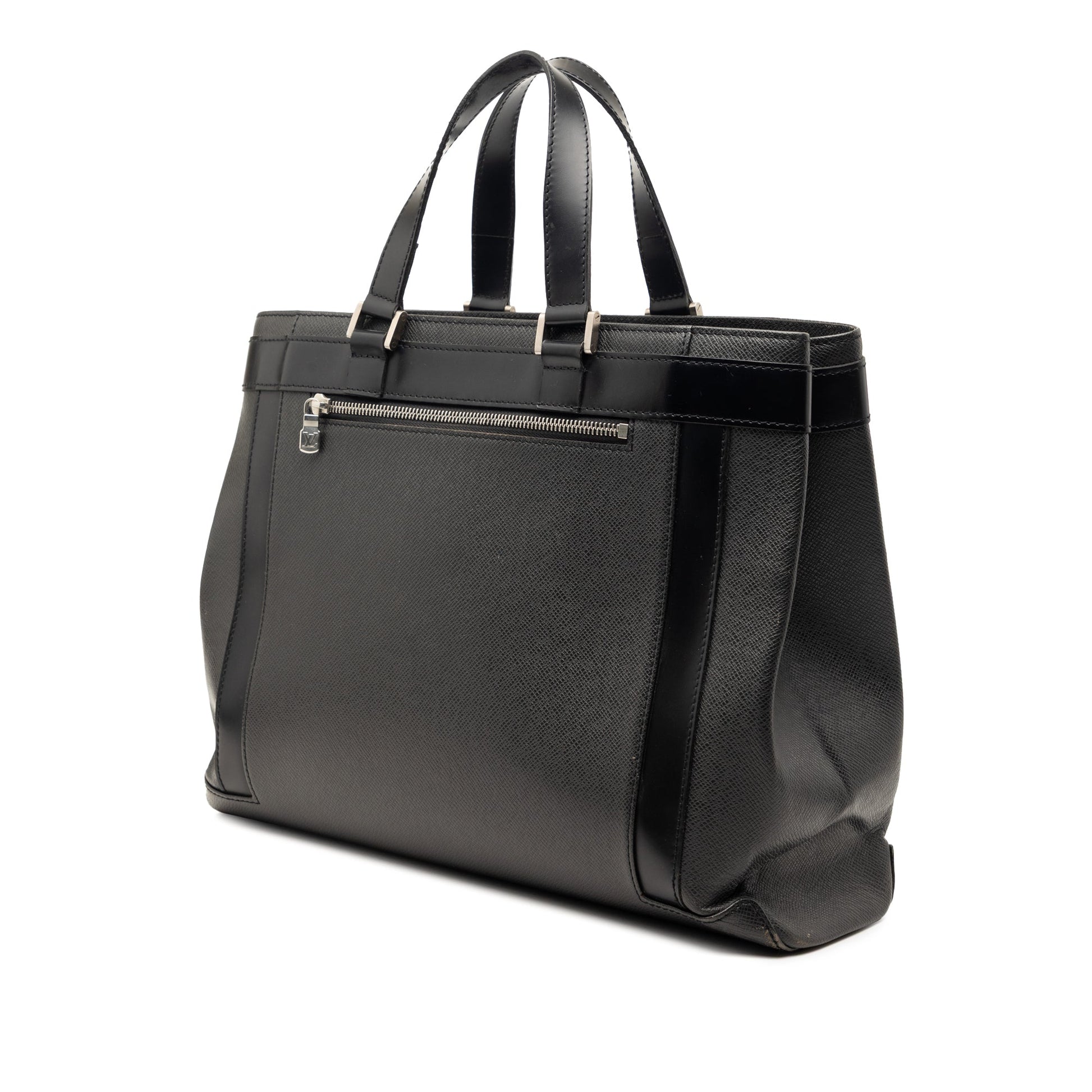 Louis Vuitton Taiga Kasbek PM