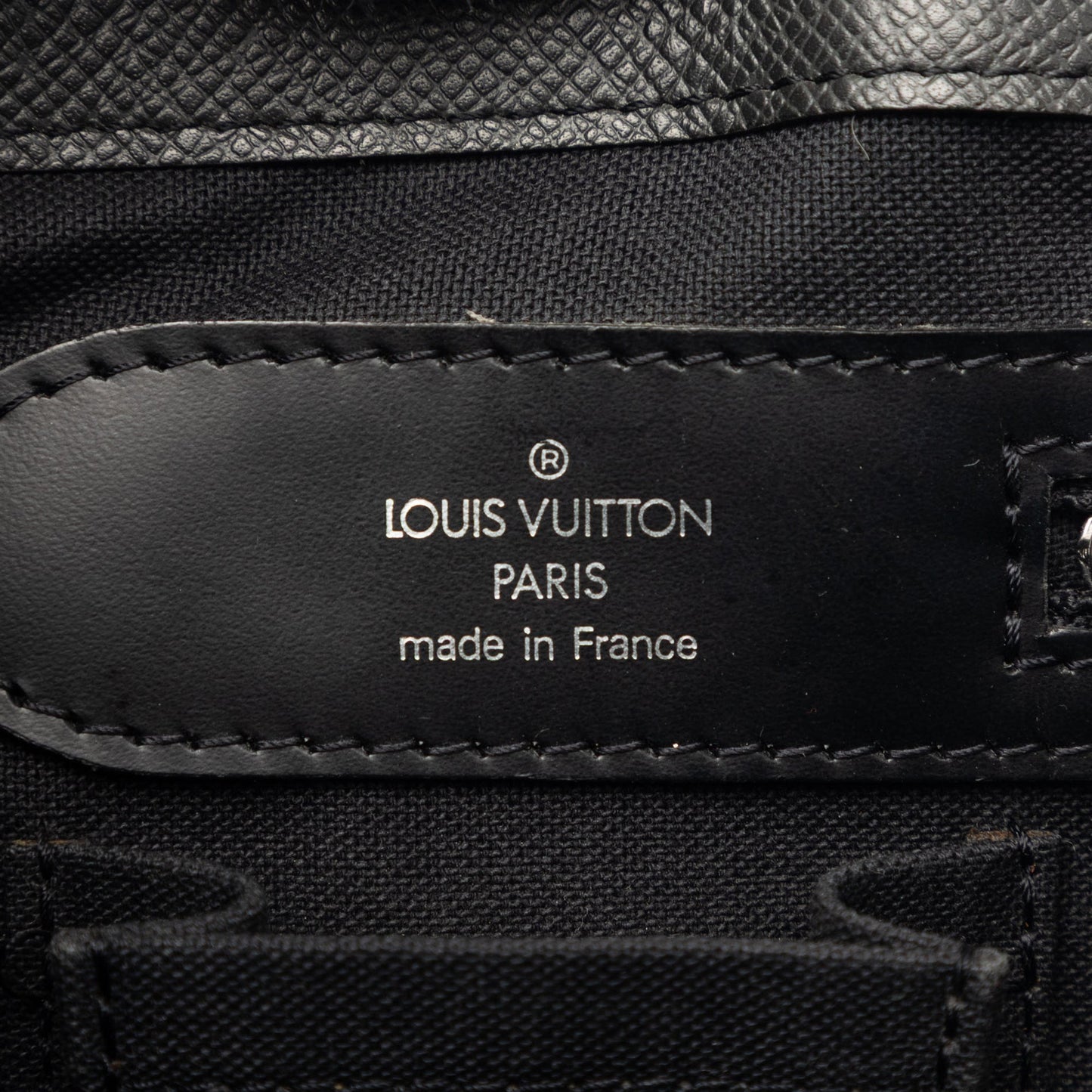 Louis Vuitton Taiga Kasbek PM