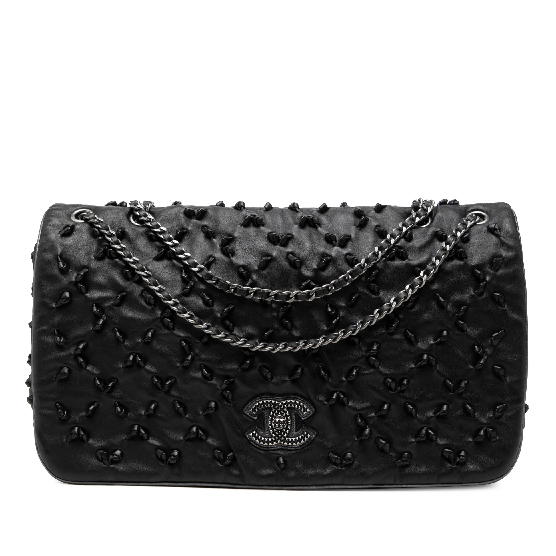 Chanel CC Lambskin Chic Knot Flap