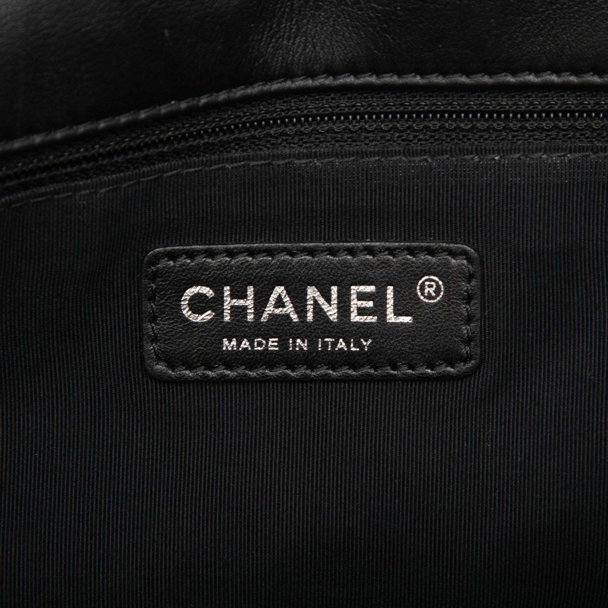 Chanel CC Lambskin Chic Knot Flap