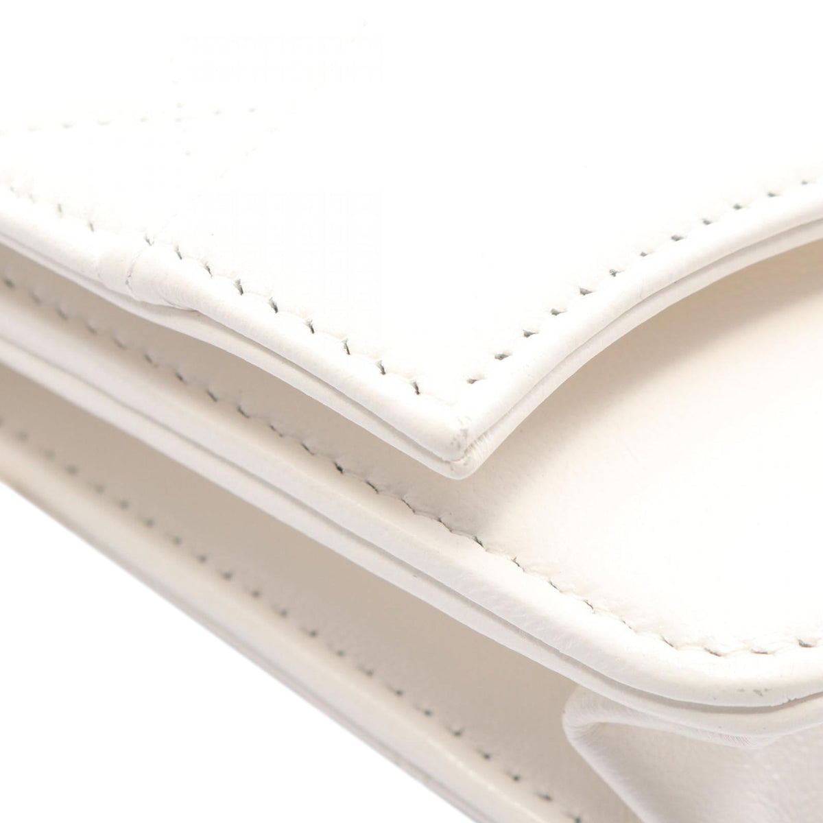 Chanel Quilted Shiny Lambskin 31 Wallet On Chain