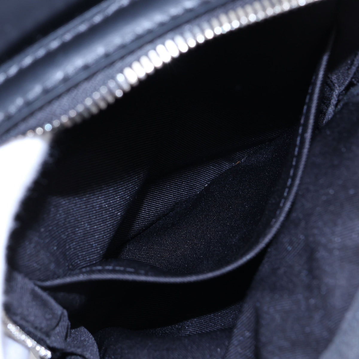 Louis Vuitton Monogram Eclipse Avenue Slingbag PM