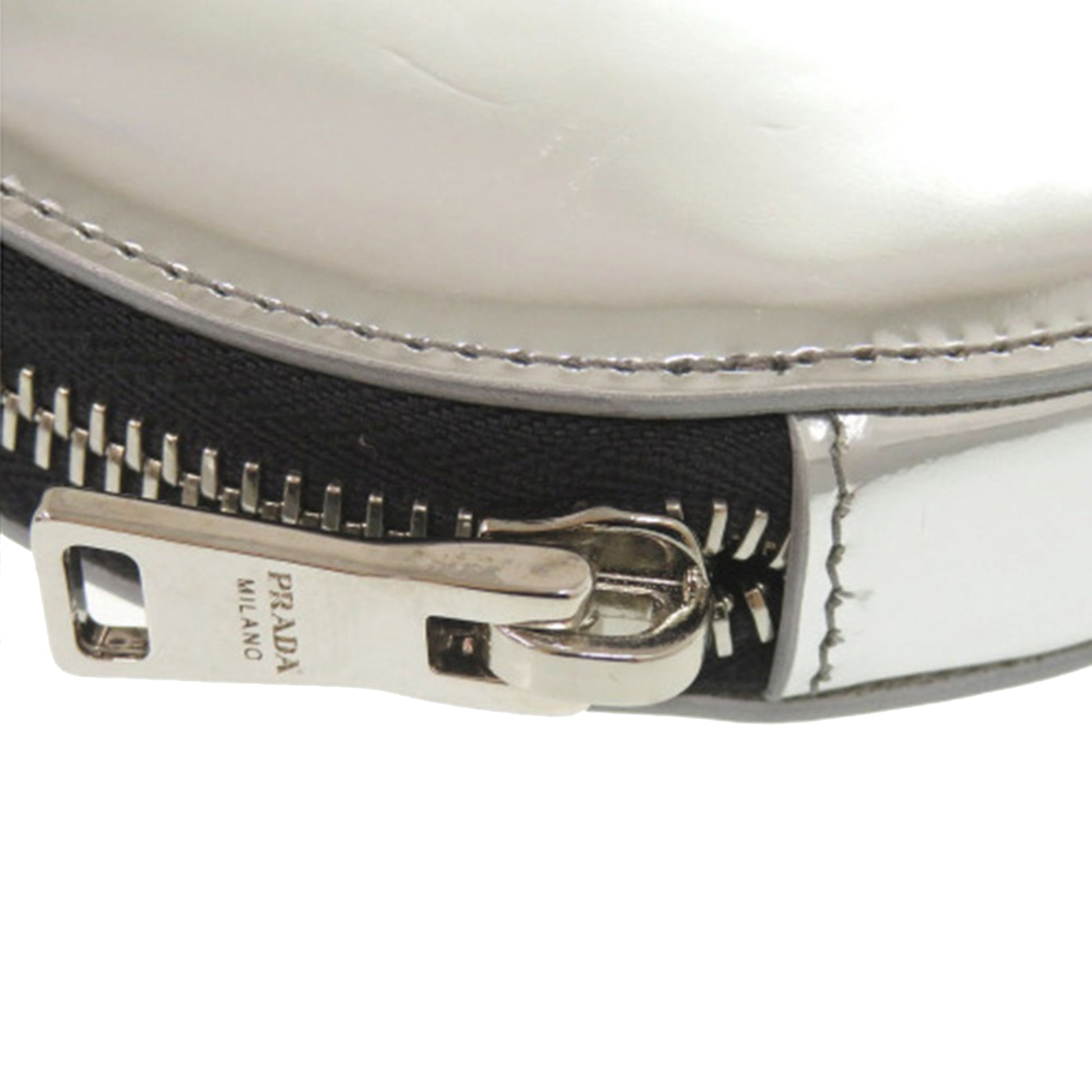 Spazzolato Round Chain Coin Crossbody