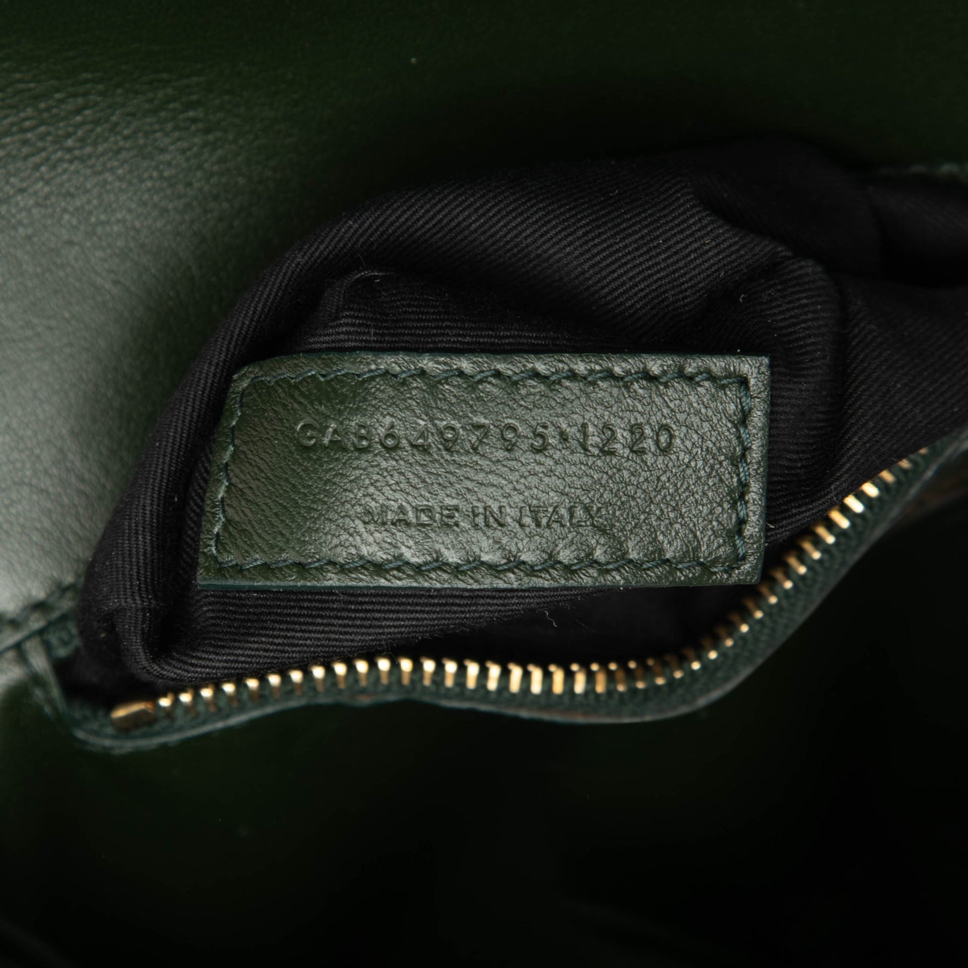 Smooth Calfskin Le Maillon Crossbody