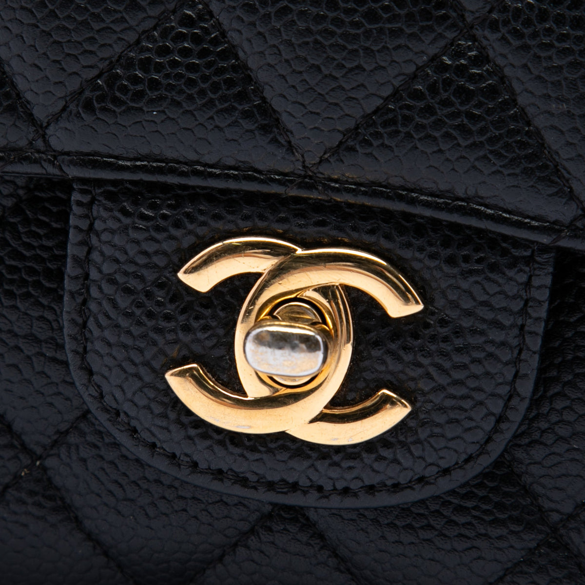 Chanel Medium Classic Caviar Double Flap — Black