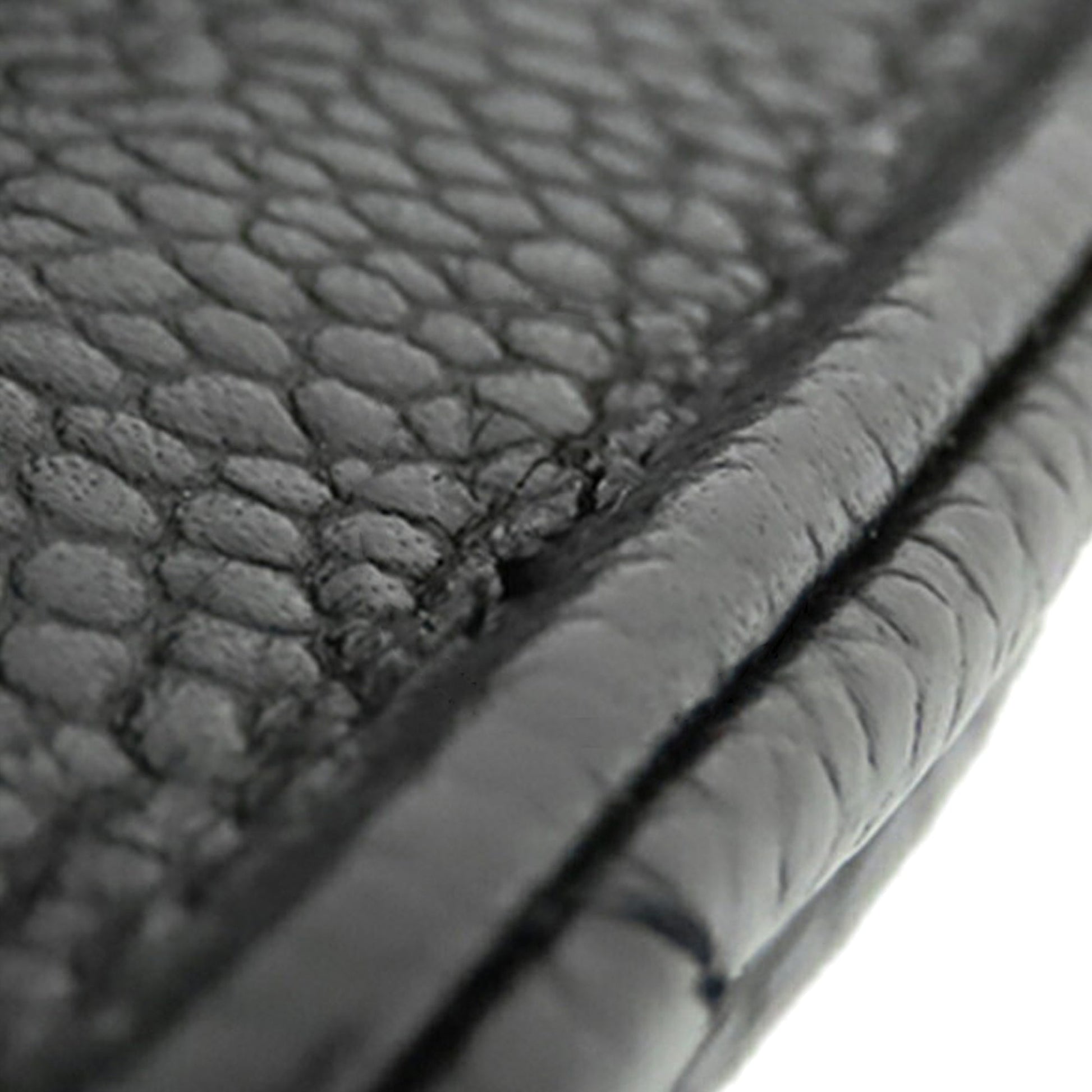 Chanel CC Quilted Caviar Wallet on Chain