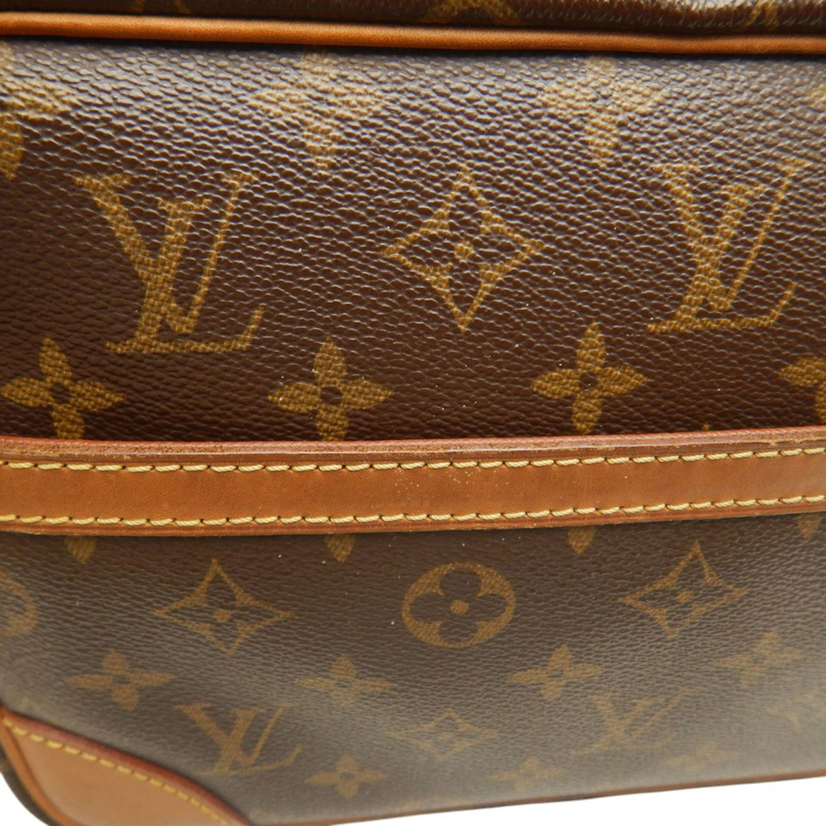 Louis Vuitton Monogram Trocadero 27