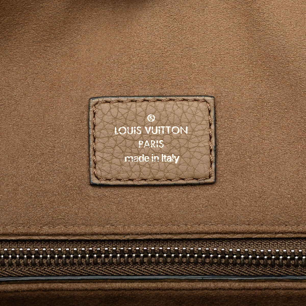 Louis Vuitton Taurillon Greenwich — Brown