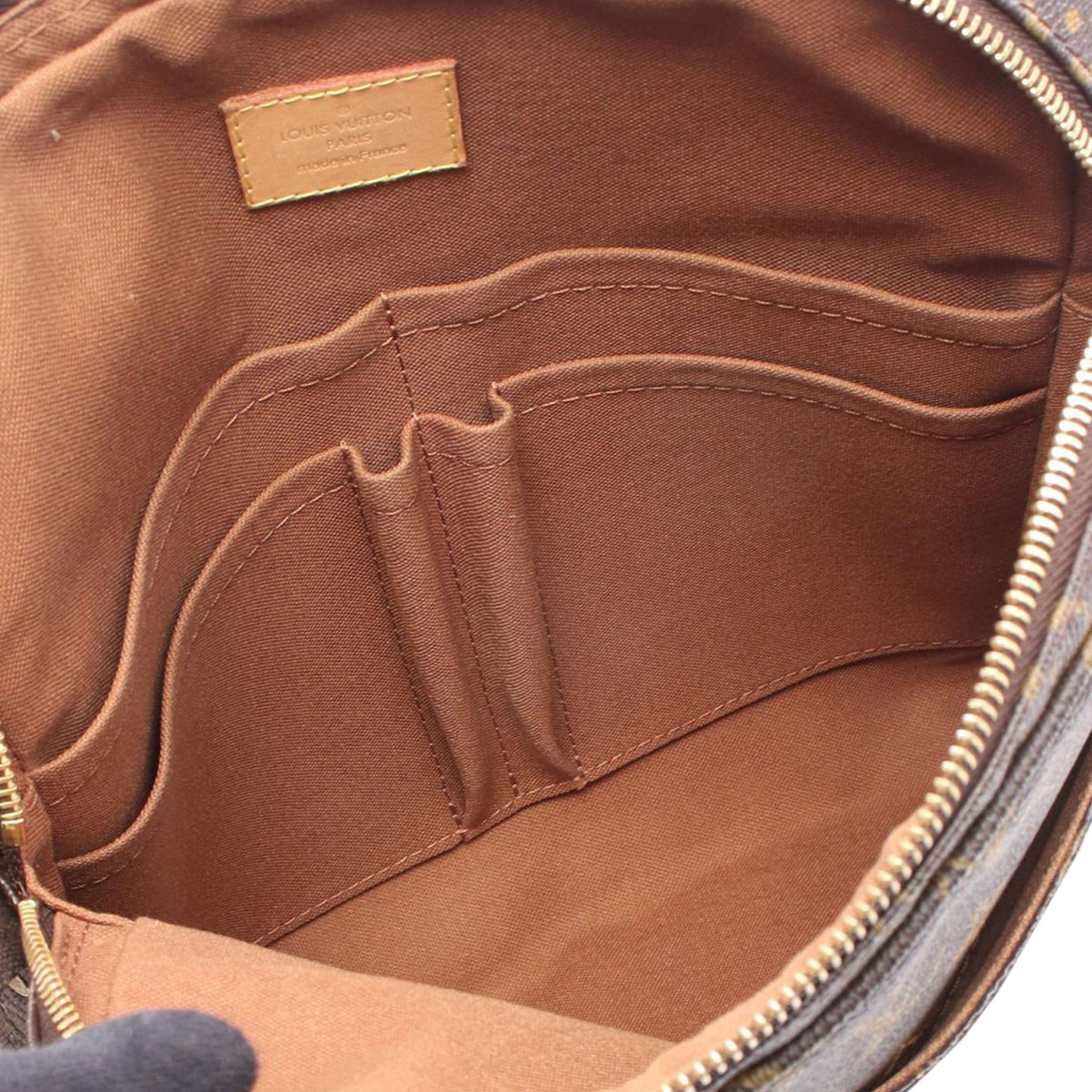 Louis Vuitton Monogram Trotteur Beaubourg