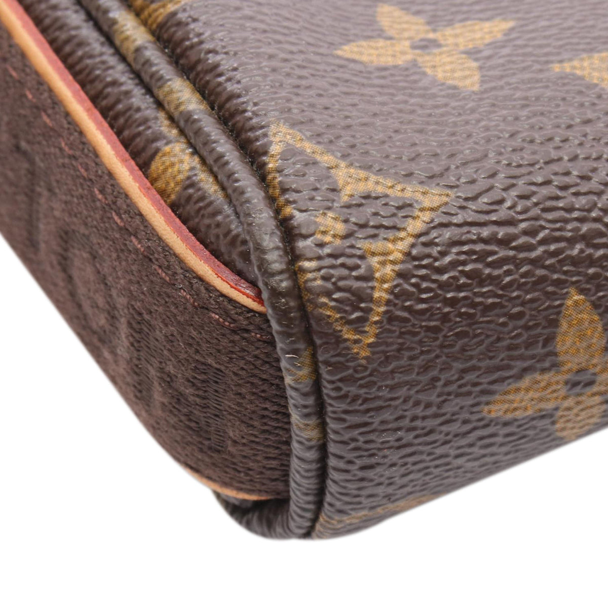 Louis Vuitton Monogram Trotteur Beaubourg
