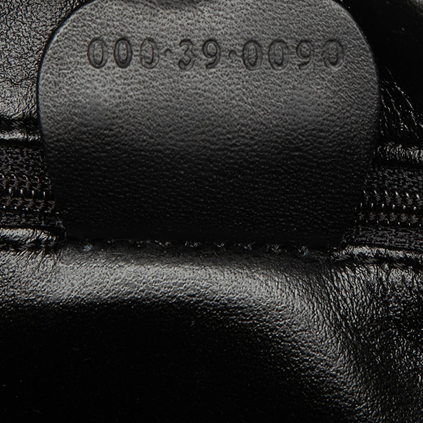 Gucci Micro GG Supreme Handbag