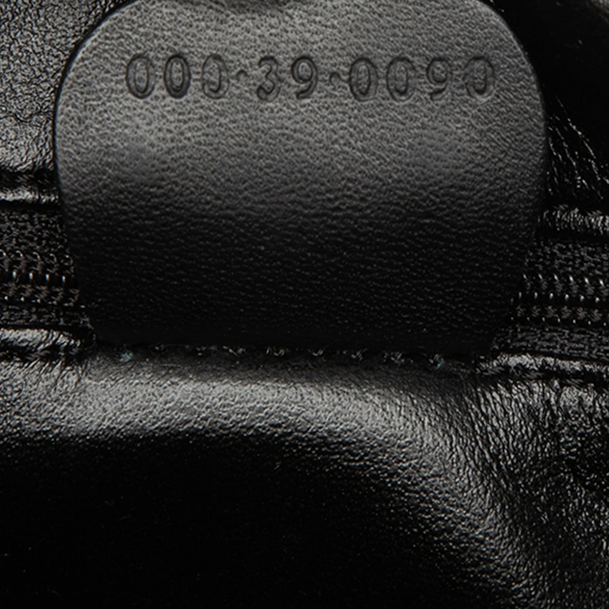 Gucci Micro GG Supreme Handbag