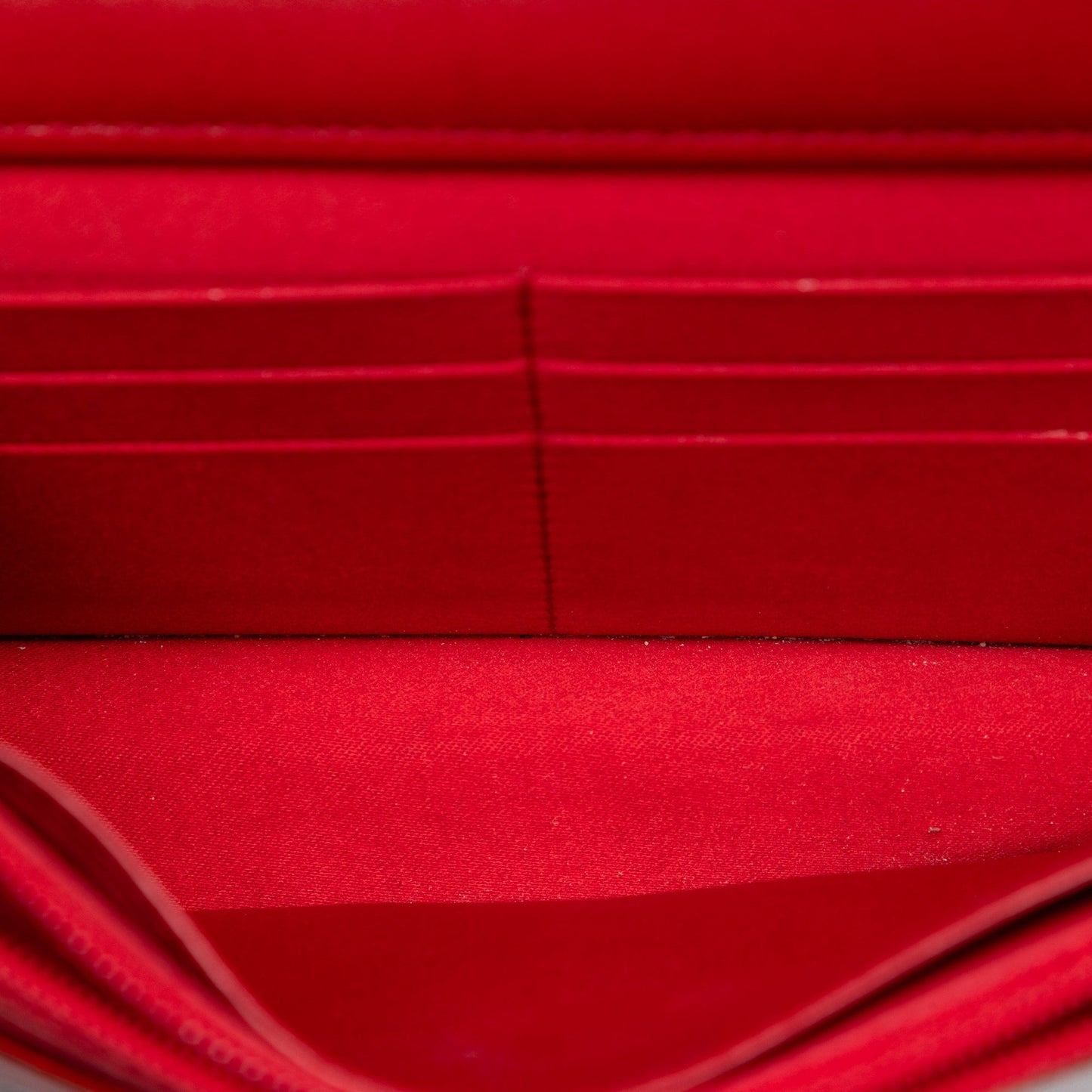 Chanel CC Embossed Patent Camellia Wallet On Chain