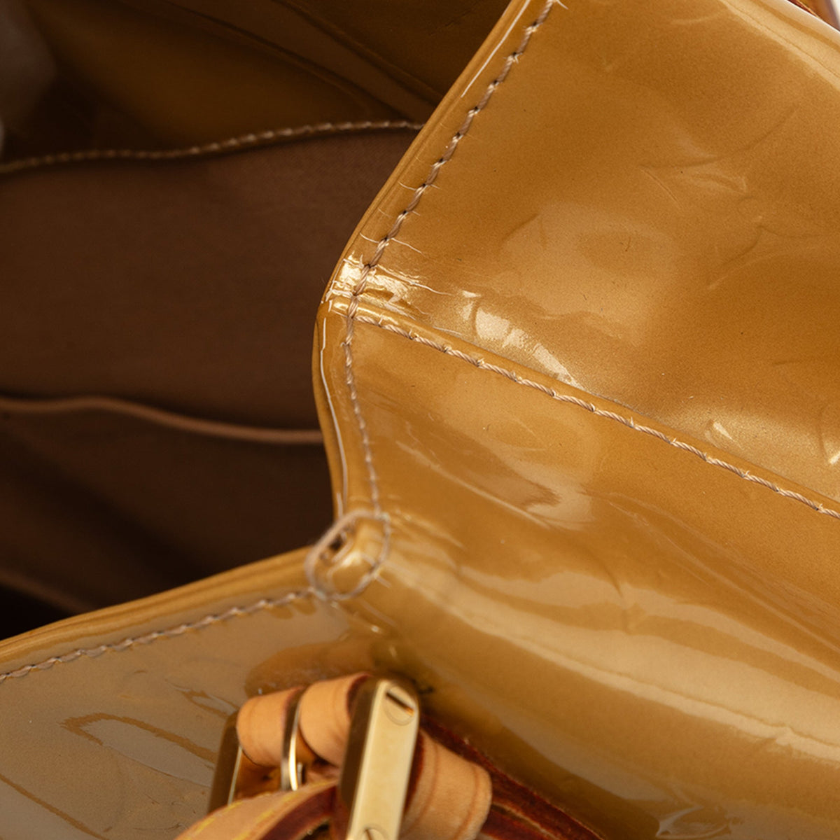 Louis Vuitton Monogram Vernis Biscayne Bay GM — Beige