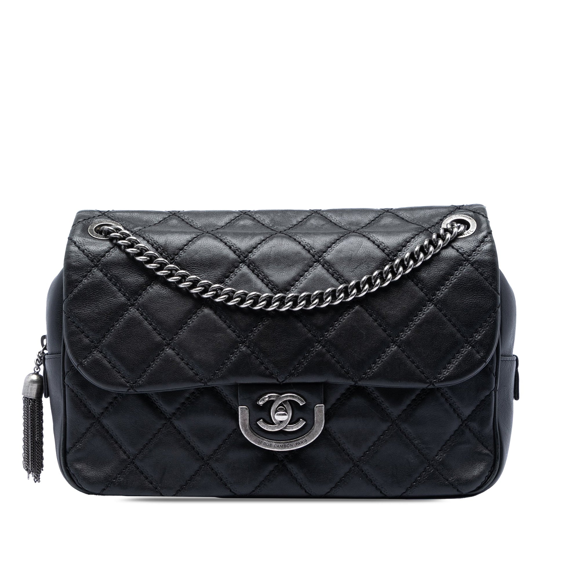 Chanel Paris Edinburgh Jumbo Quilted Calfskin Coco Sporran Flap