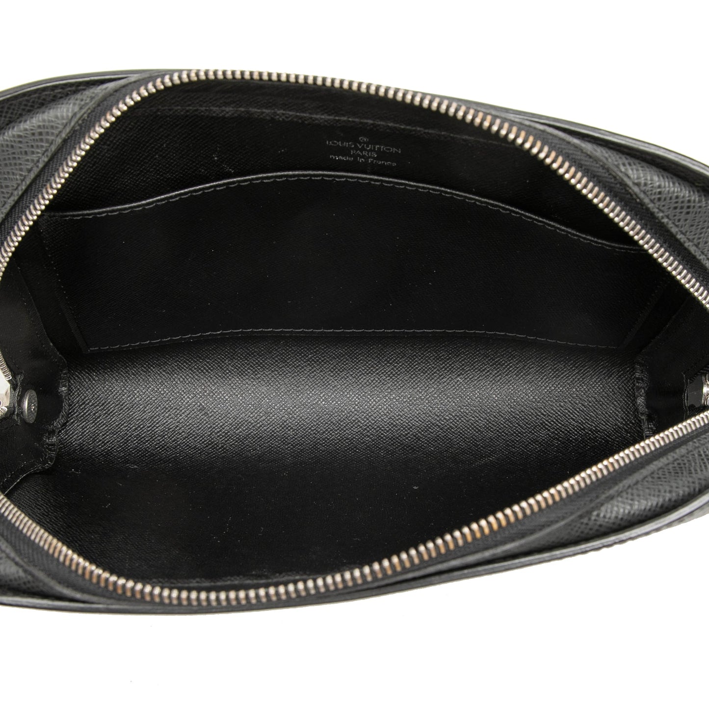 Louis Vuitton Taiga Pochette Baikal