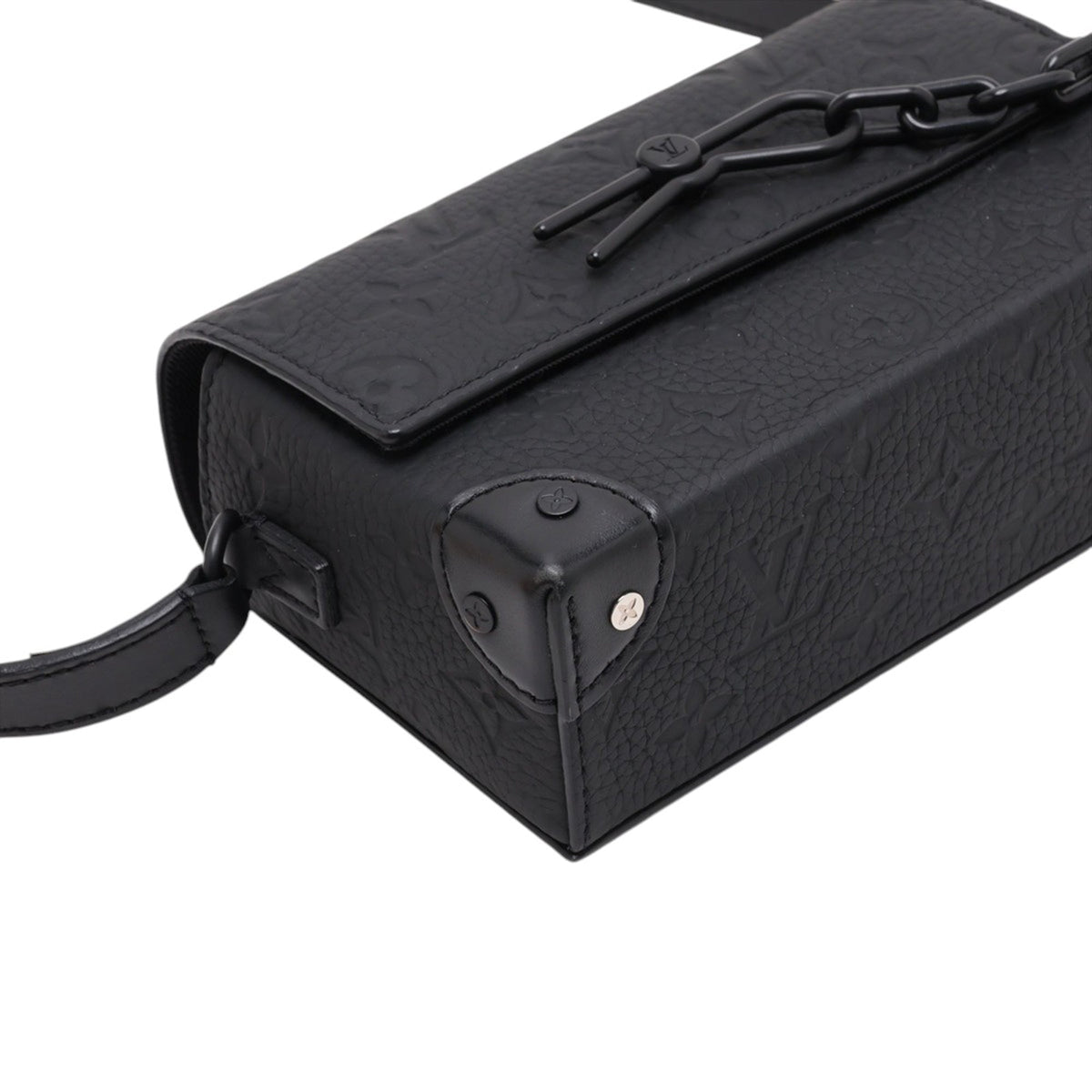 Louis Vuitton Monogram Taurillon Steamer Wearable Wallet — Black