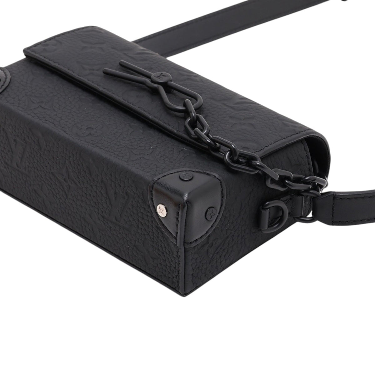 Louis Vuitton Monogram Taurillon Steamer Wearable Wallet — Black