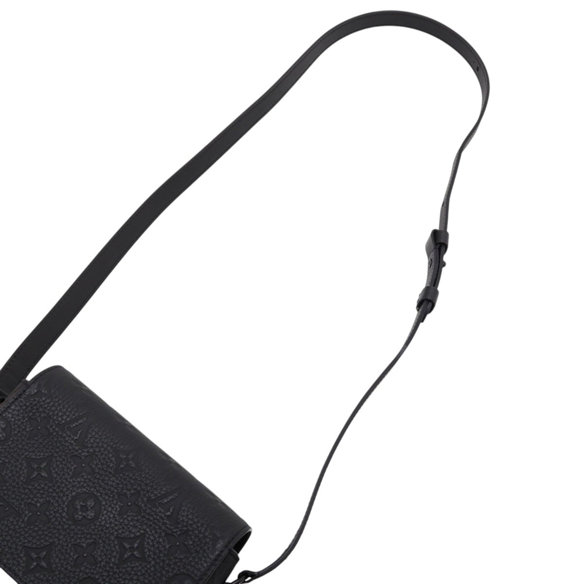 Louis Vuitton Monogram Taurillon Steamer Wearable Wallet — Black