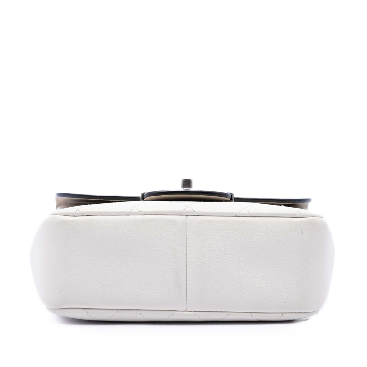 Chanel Paris Greece Calfskin Archi Chic Flap