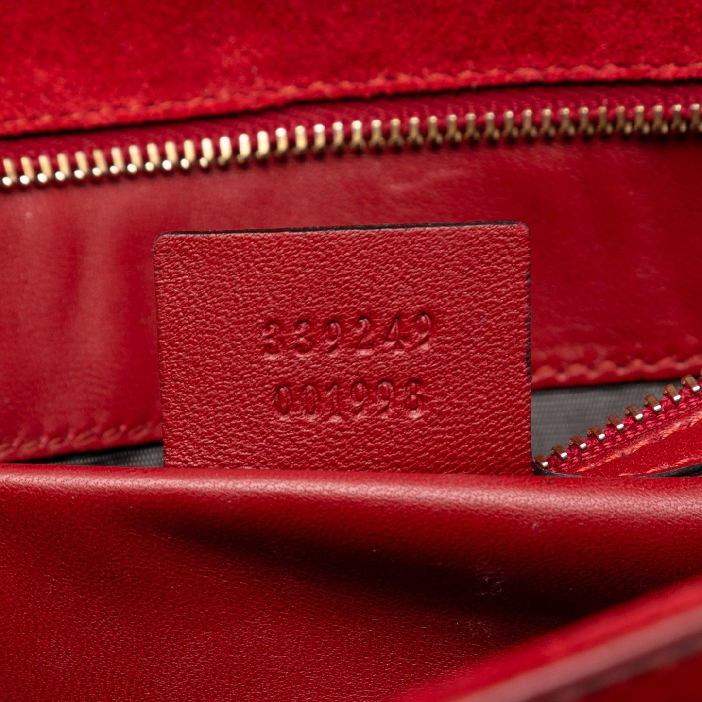 Gucci Microguccissima Patent Broadway Clutch